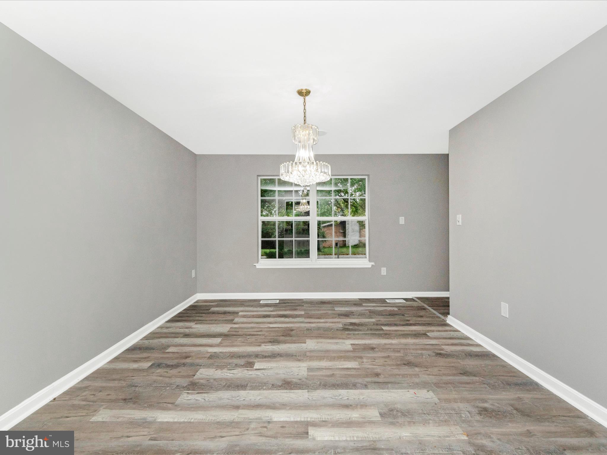 BARNABY KNOLLS - Residential