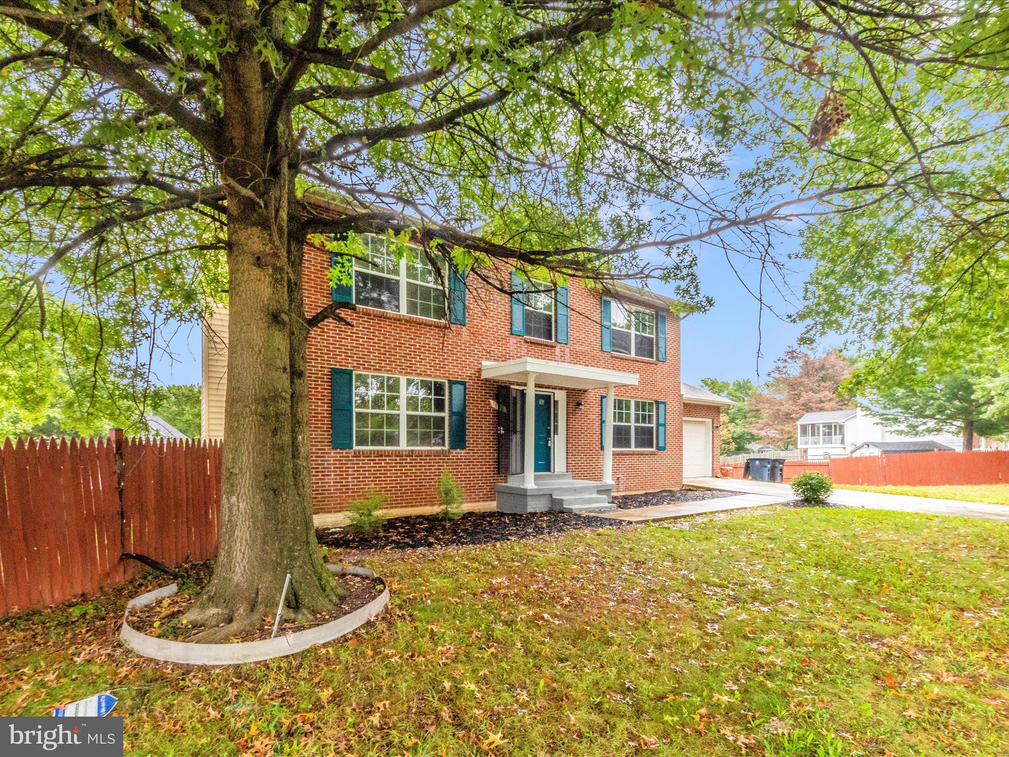 BARNABY KNOLLS - Residential