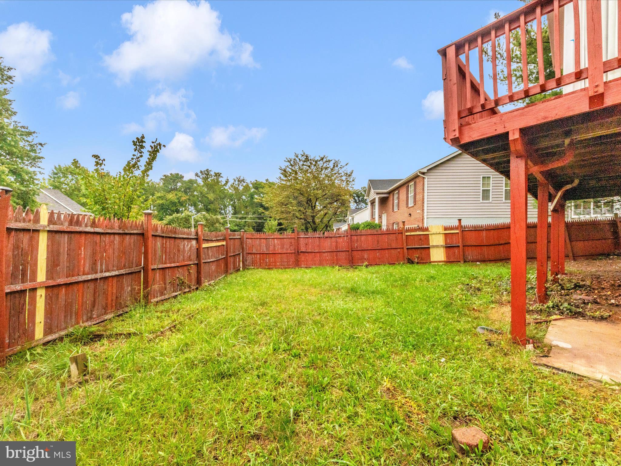 BARNABY KNOLLS - Residential