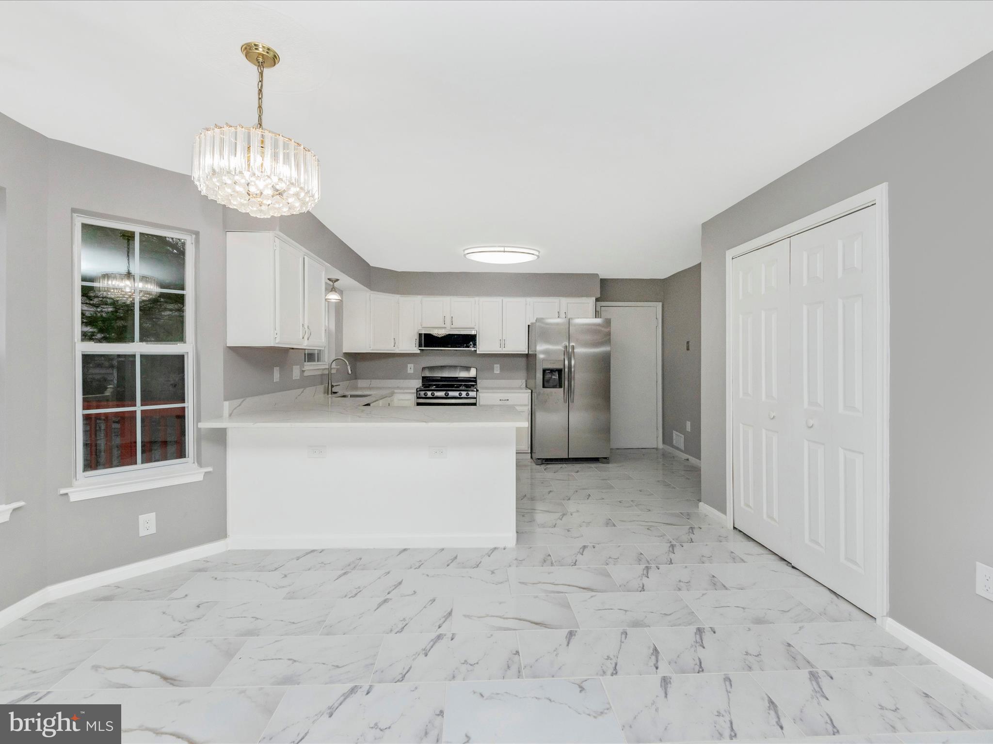 BARNABY KNOLLS - Residential