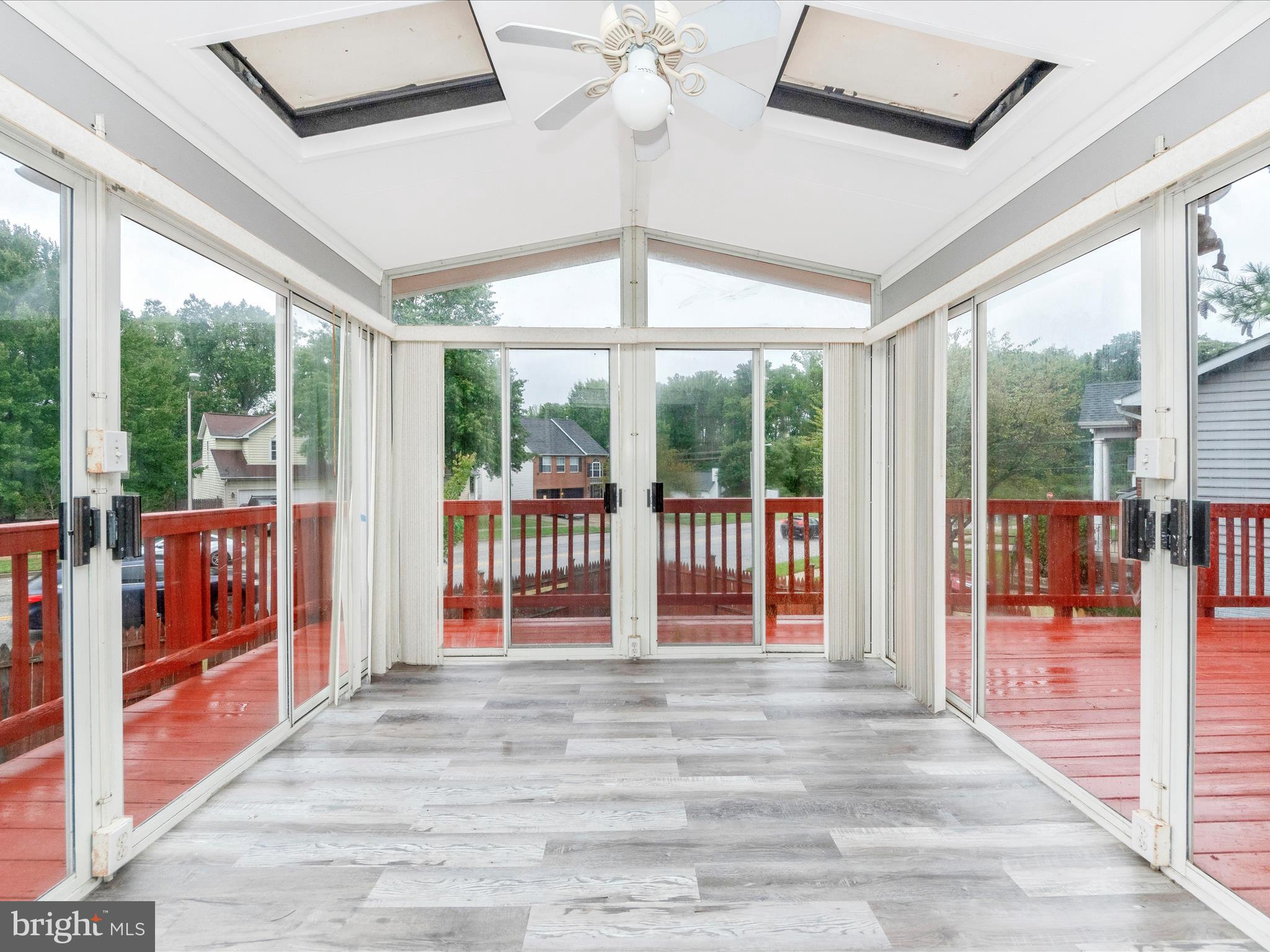 BARNABY KNOLLS - Residential