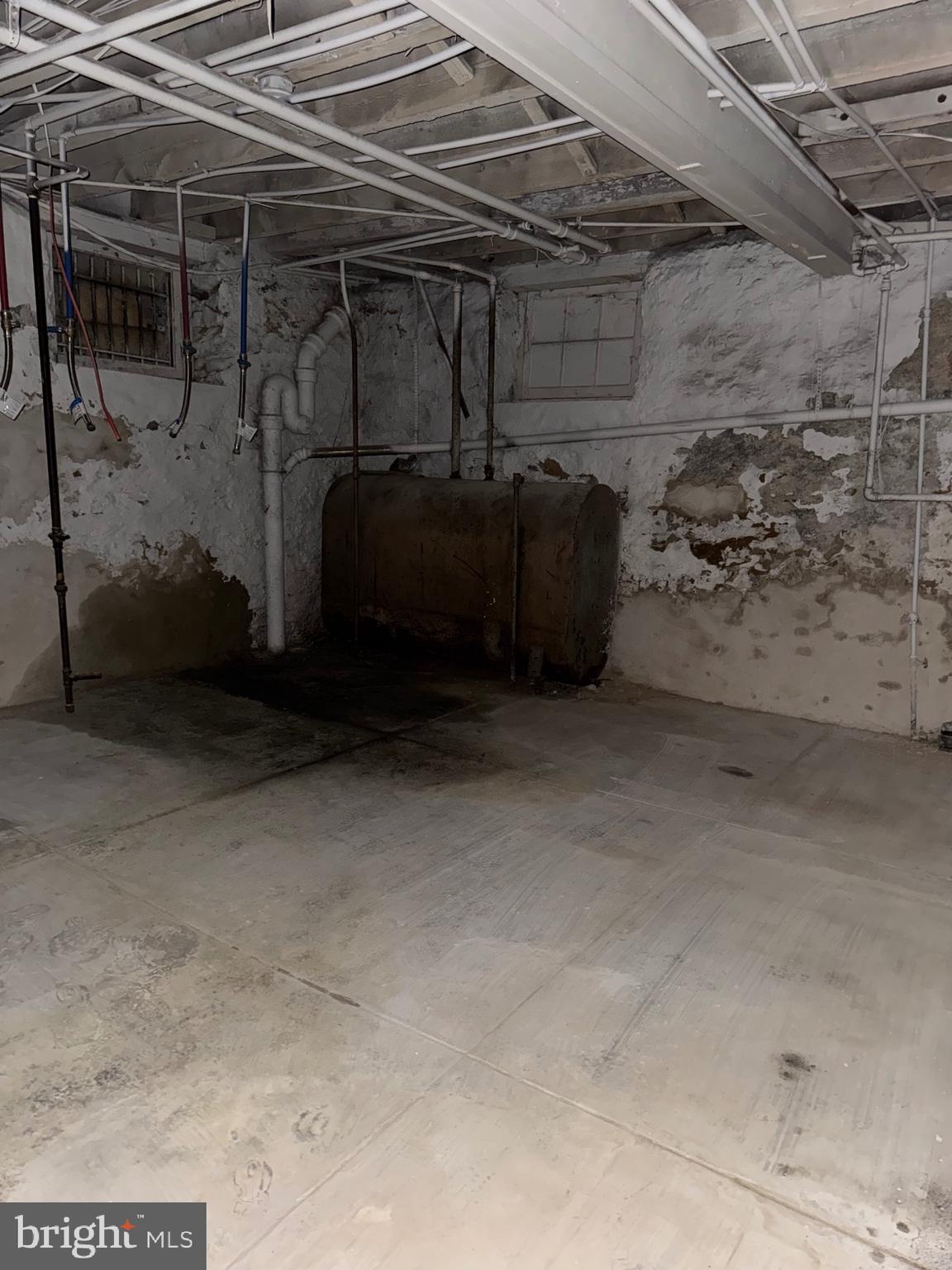 PHILADELPHIA (SOUTHWEST) - Residential