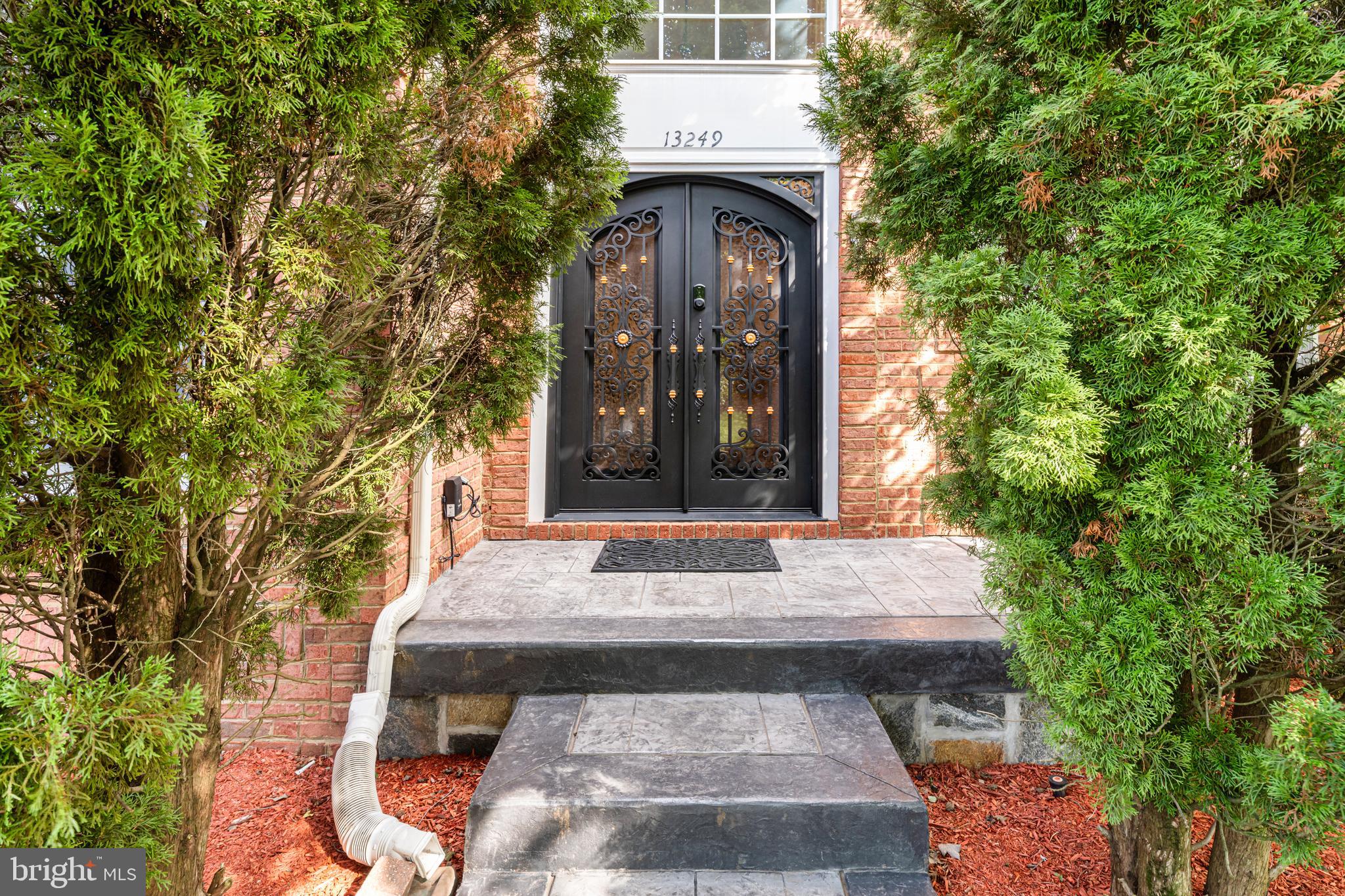 13249 MIDDLETON FARM LANE