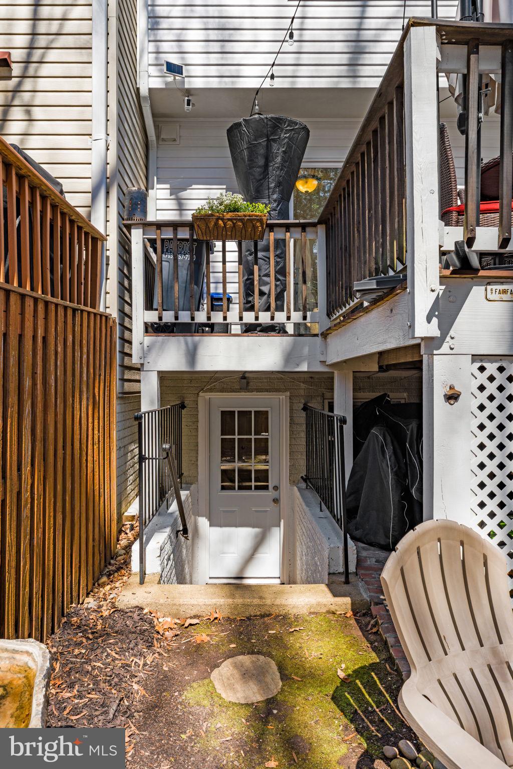 CENTREVILLE GREEN - Residential