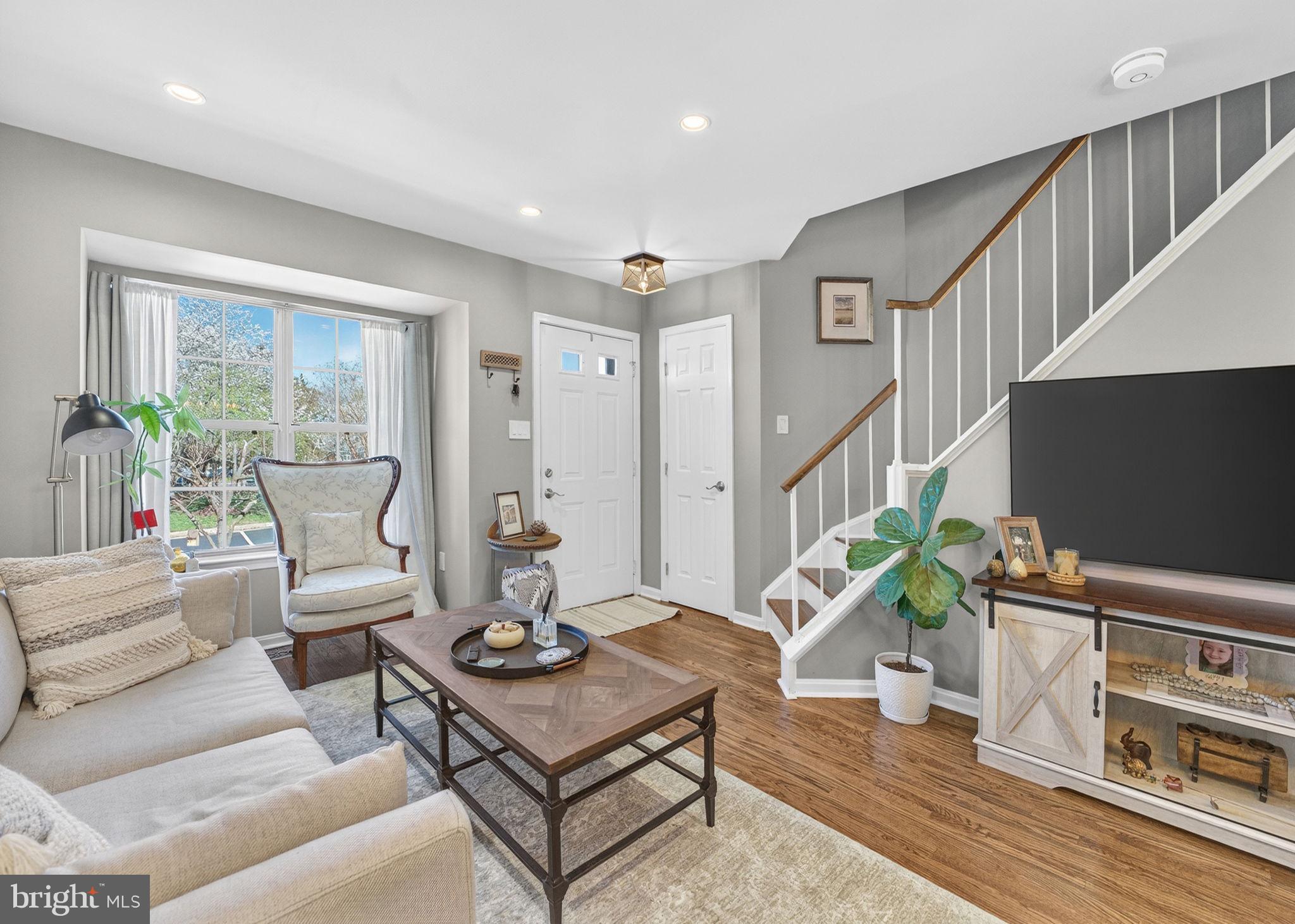 CENTREVILLE GREEN - Residential