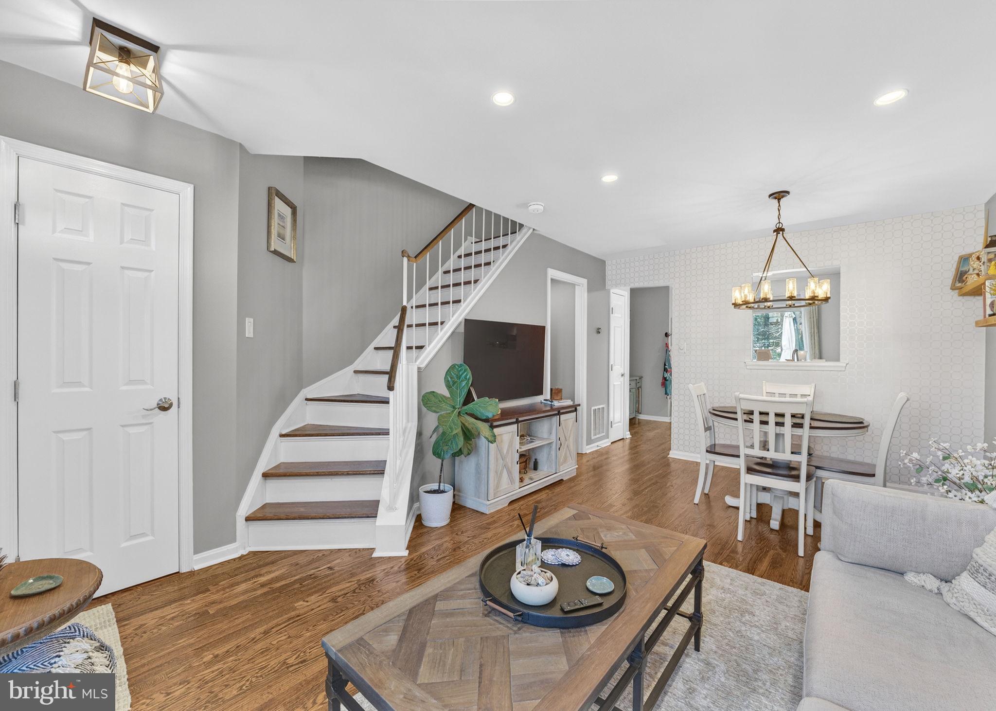 CENTREVILLE GREEN - Residential