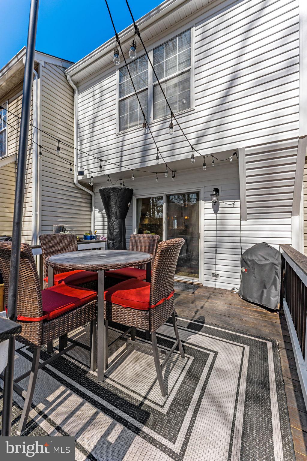 CENTREVILLE GREEN - Residential