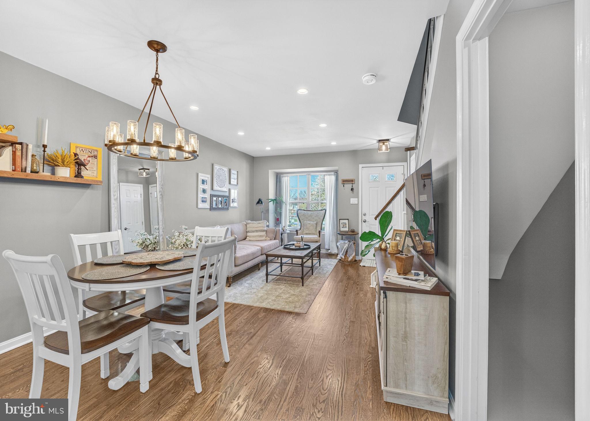 CENTREVILLE GREEN - Residential