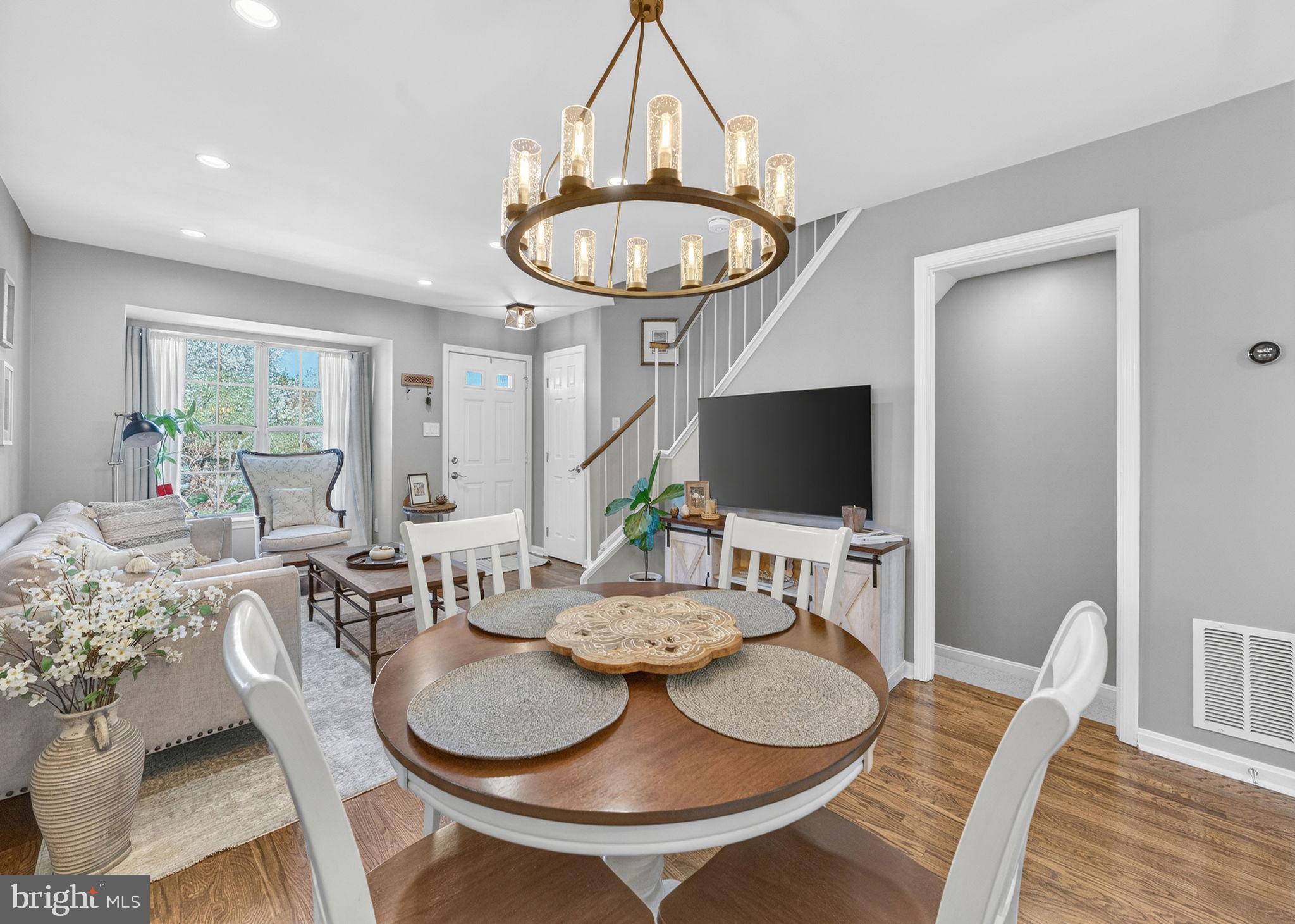 CENTREVILLE GREEN - Residential