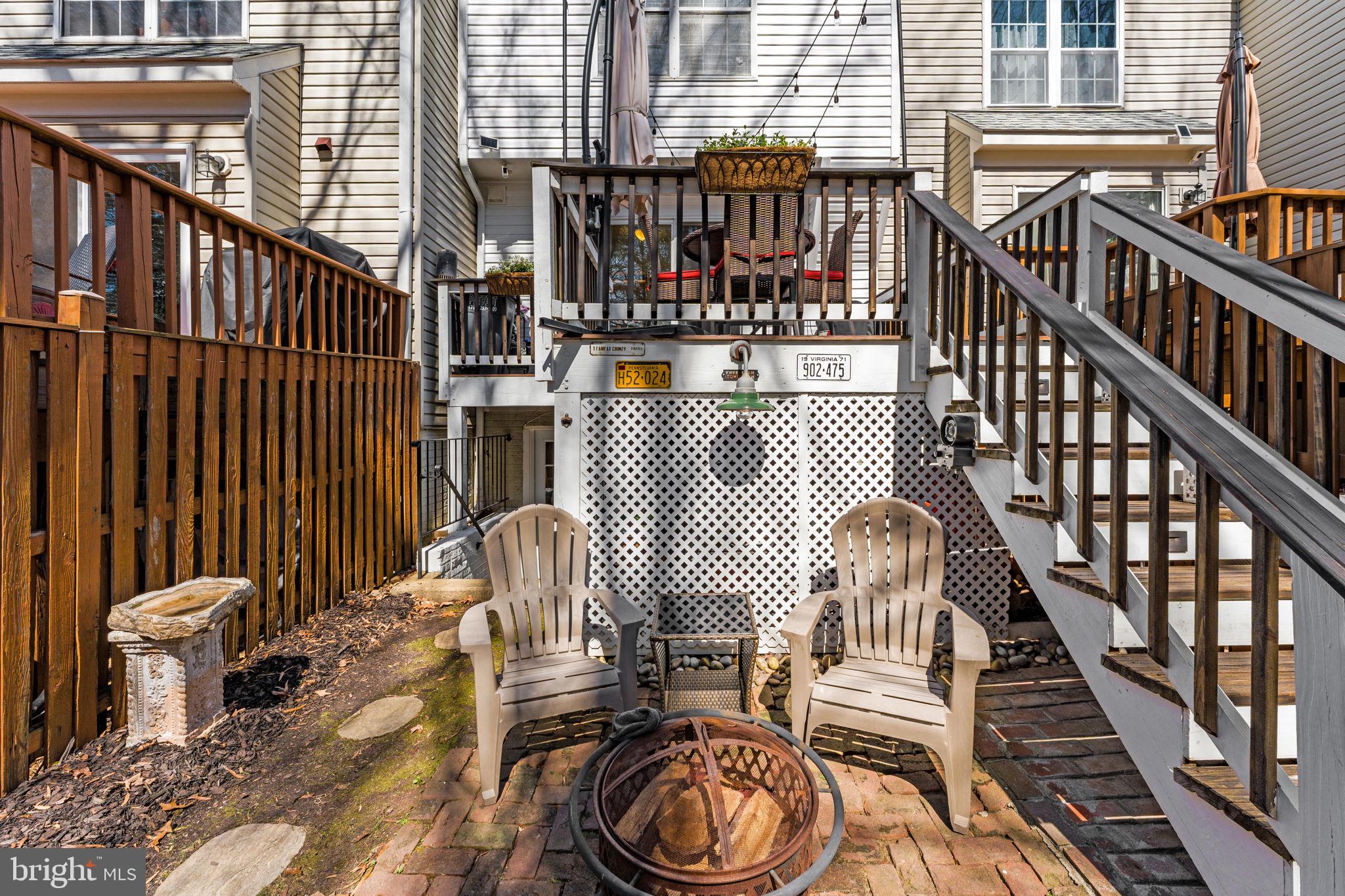 CENTREVILLE GREEN - Residential