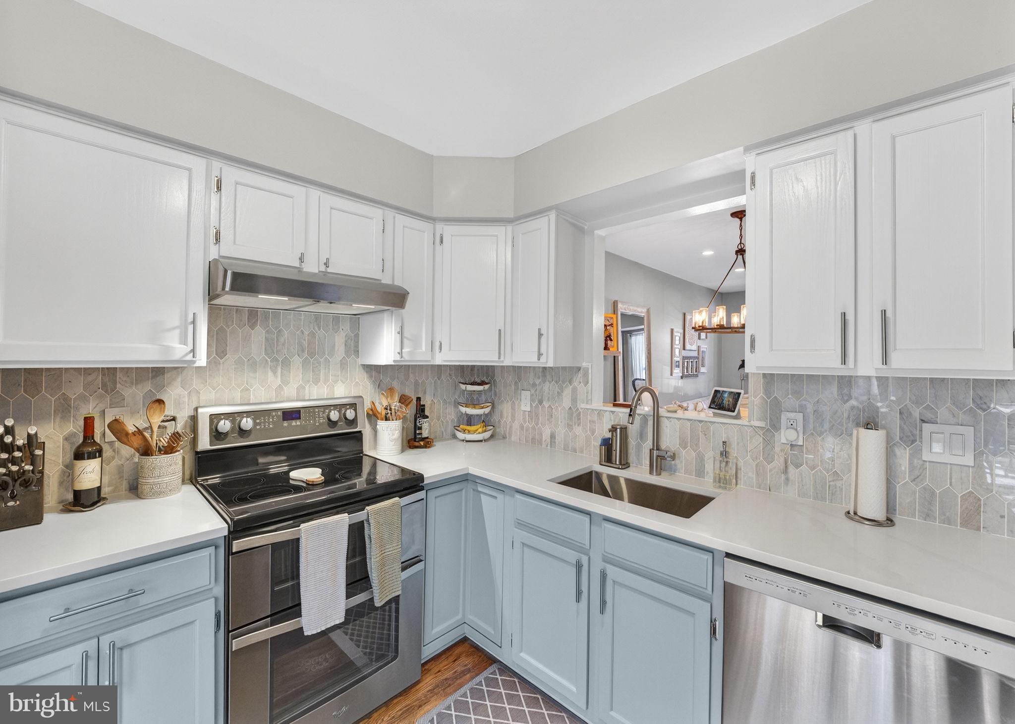 CENTREVILLE GREEN - Residential