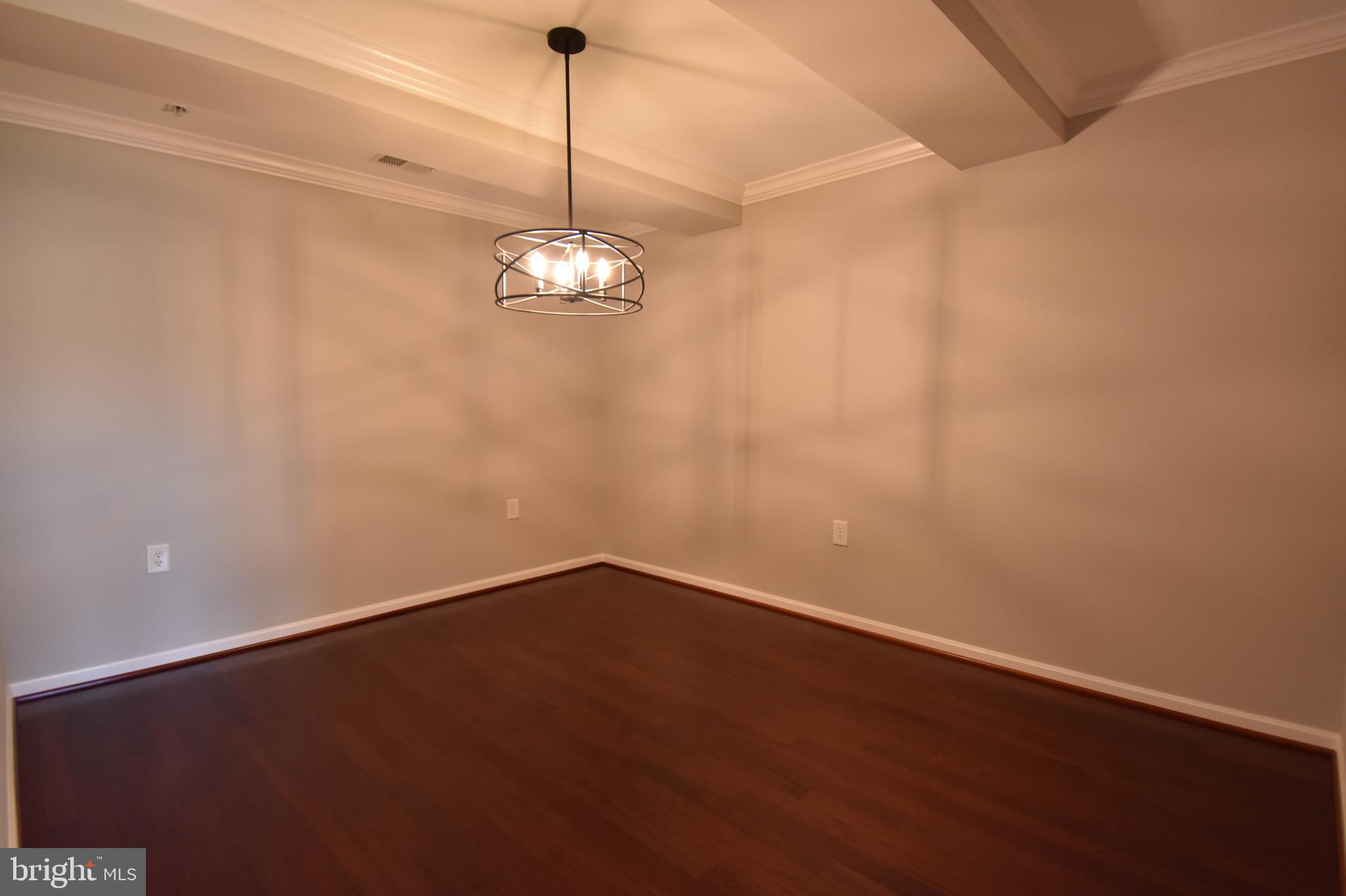 ROUNDWOOD RIDGE - Residential