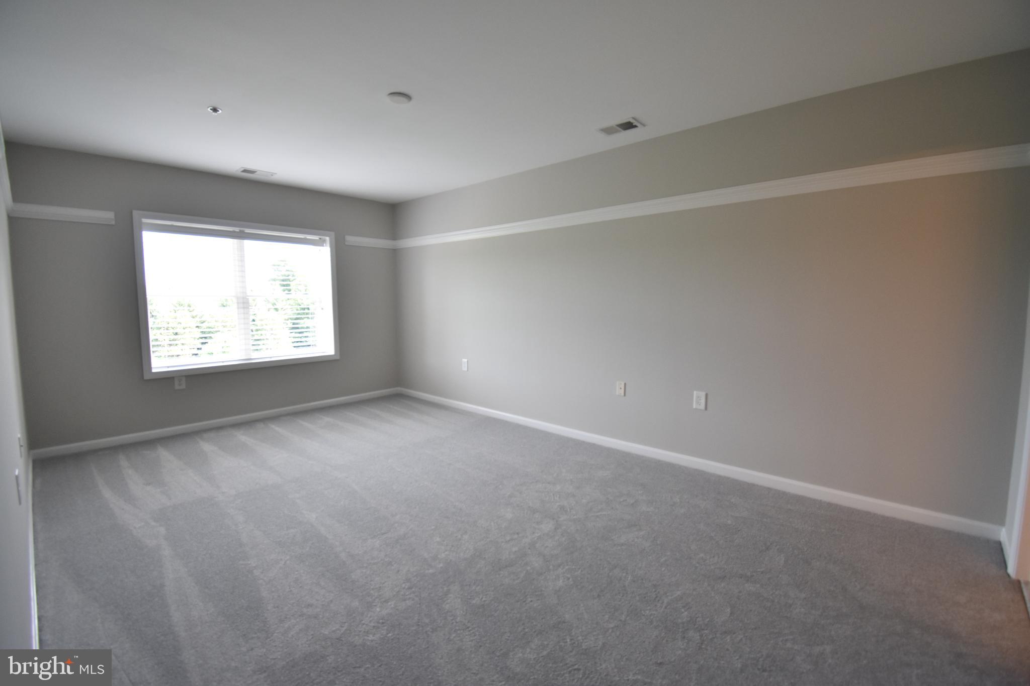 ROUNDWOOD RIDGE - Residential