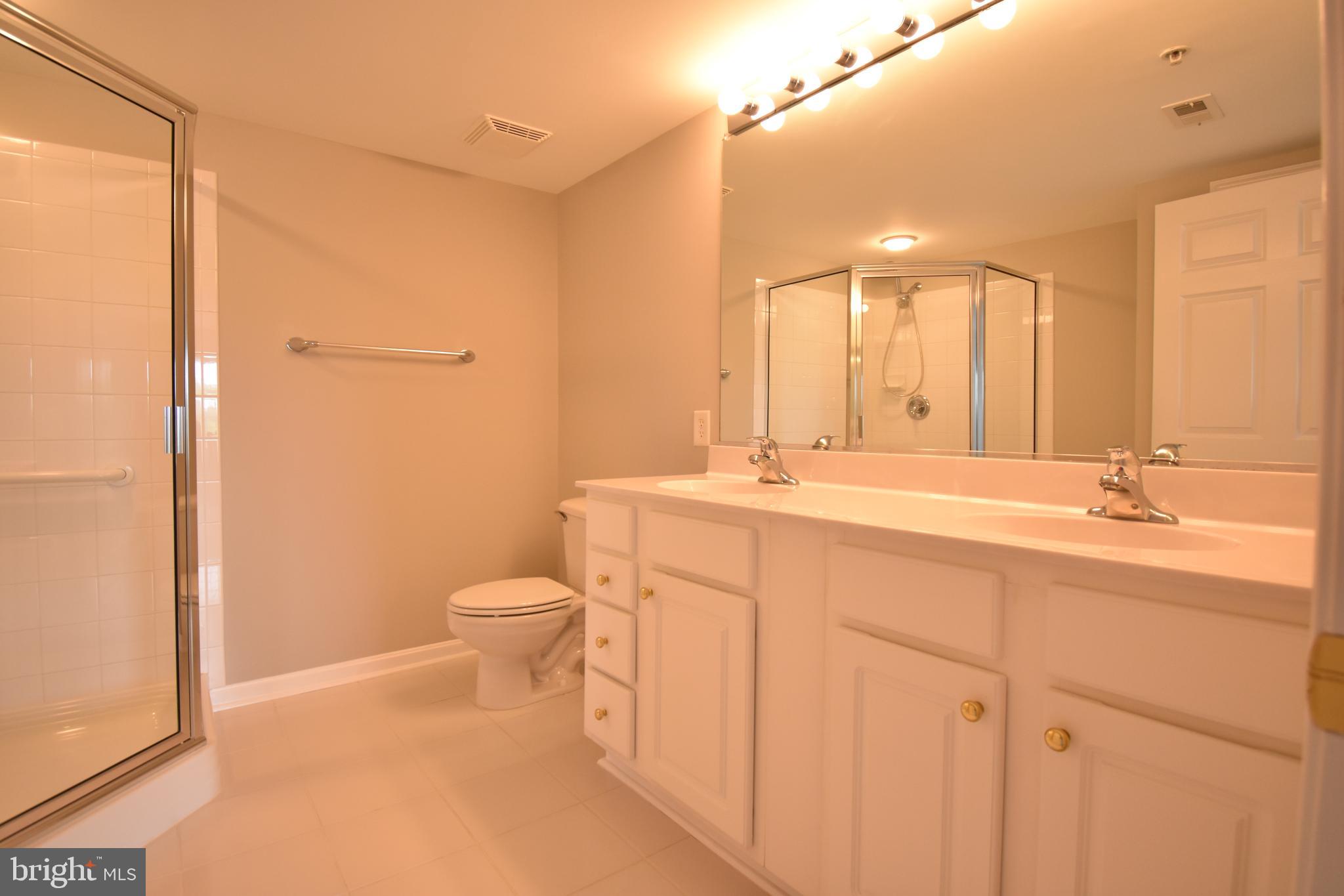 ROUNDWOOD RIDGE - Residential