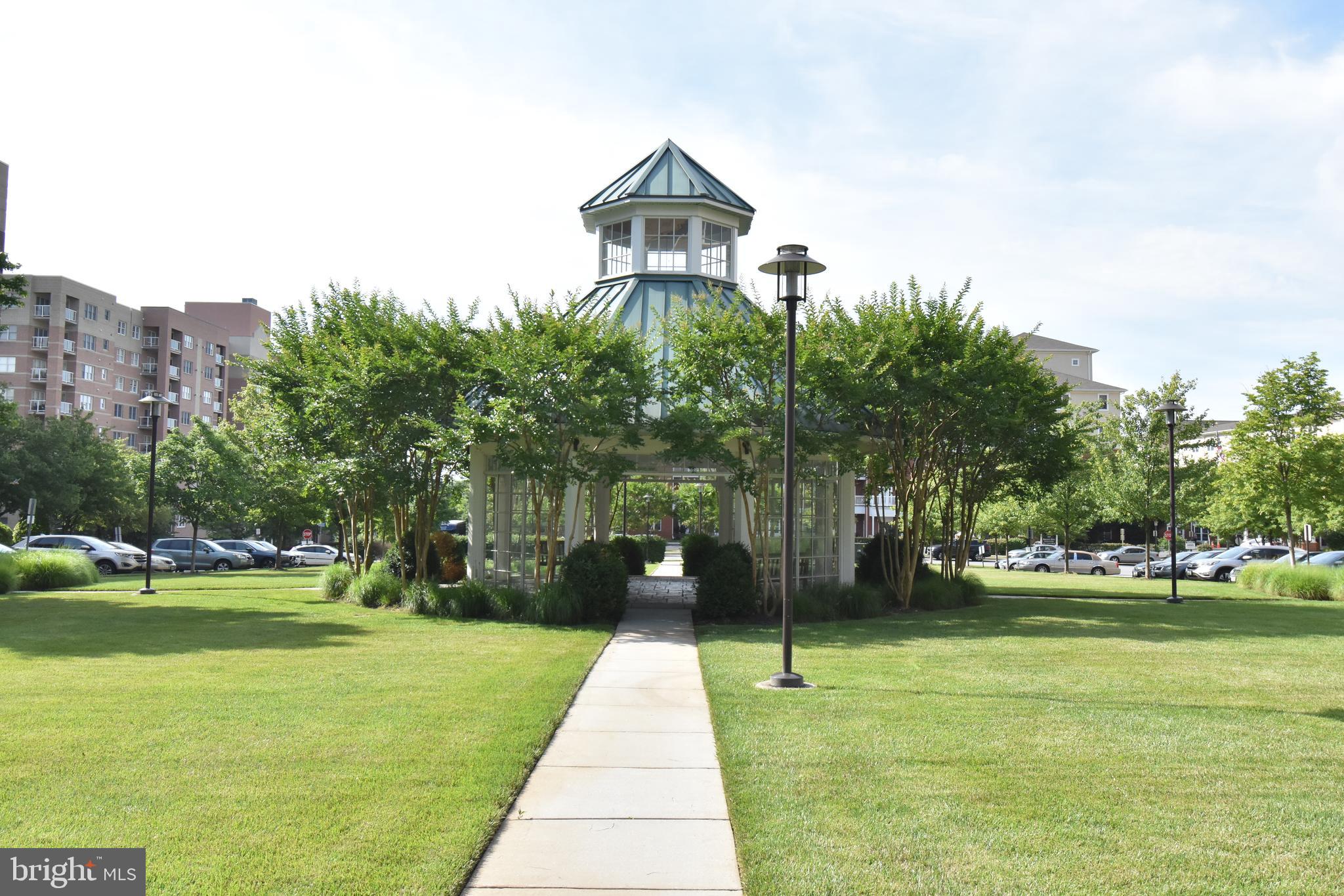 ROUNDWOOD RIDGE - Residential