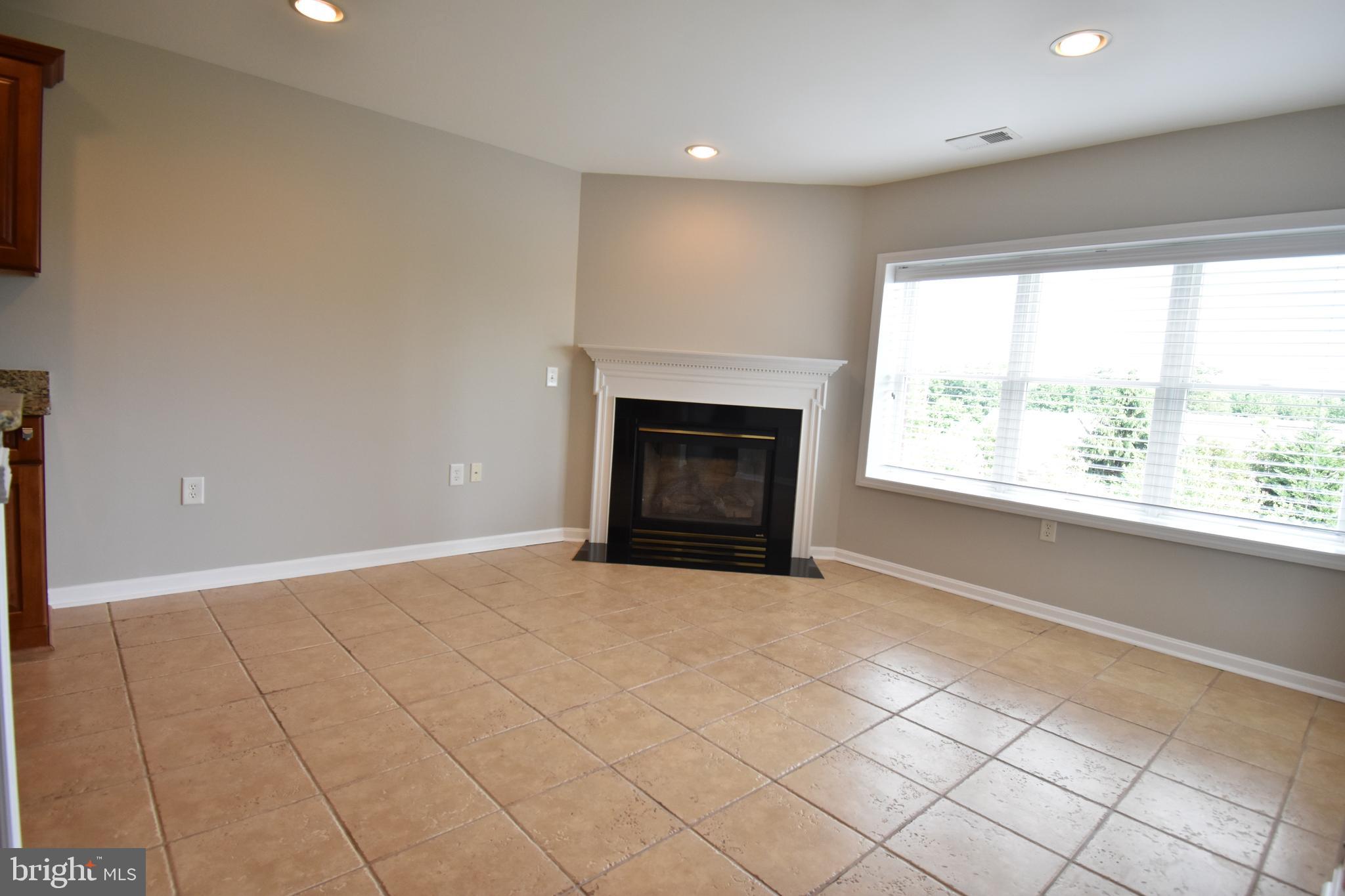 ROUNDWOOD RIDGE - Residential