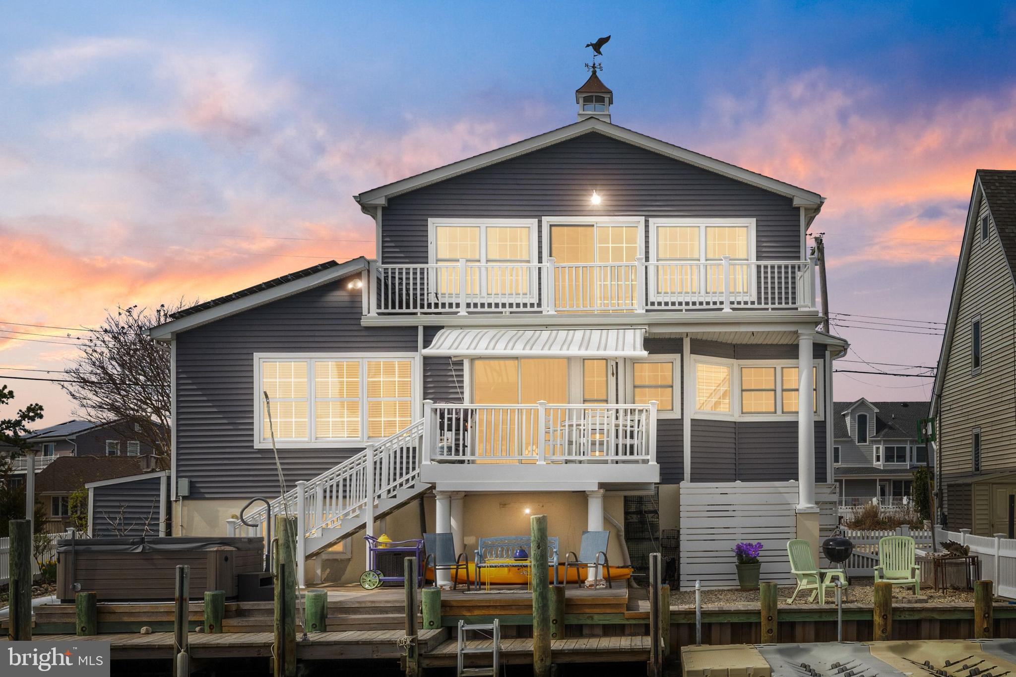 260 TEAKWOOD DRIVE