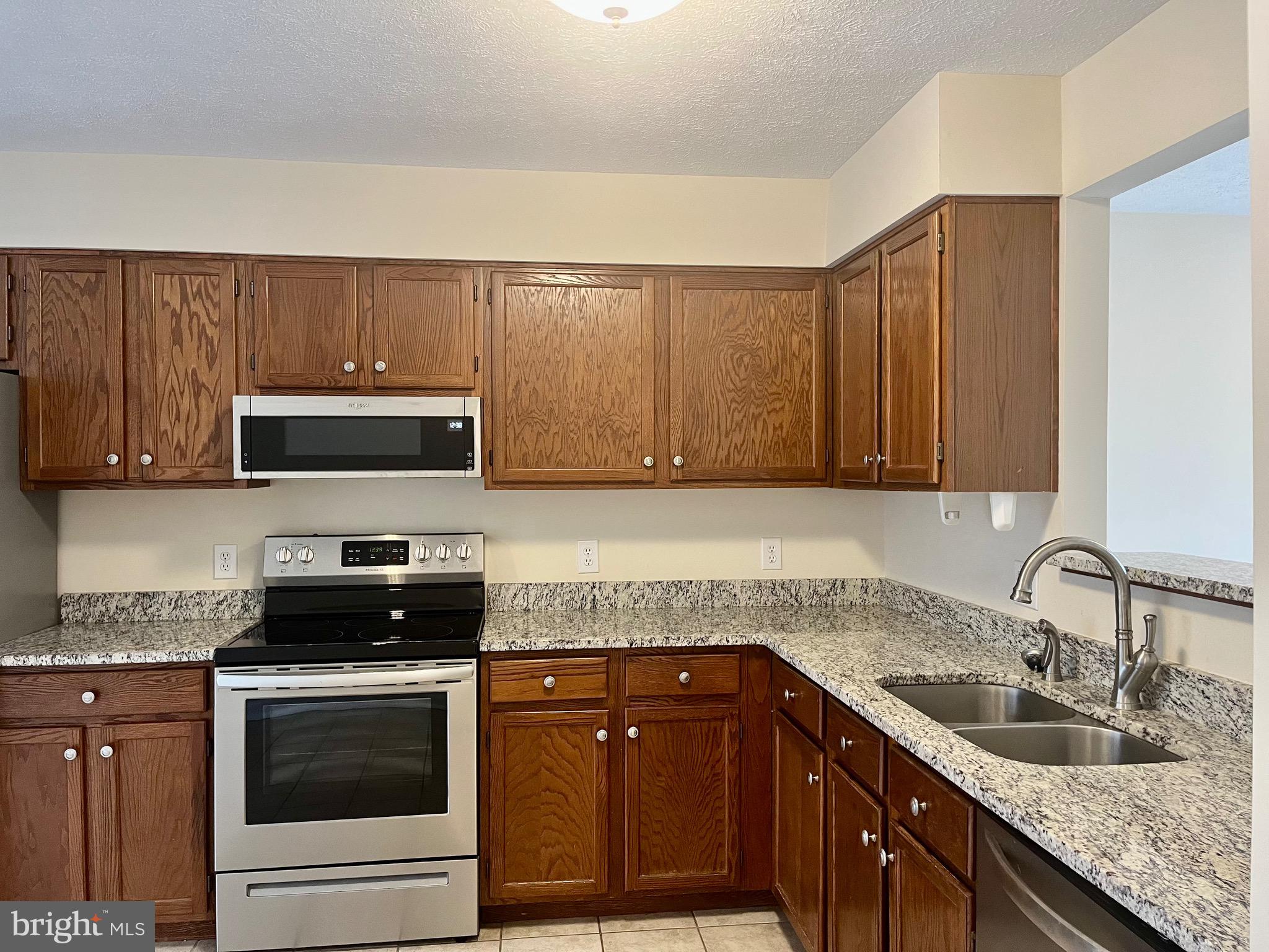 MALLARD'S LANDING - Residential Lease