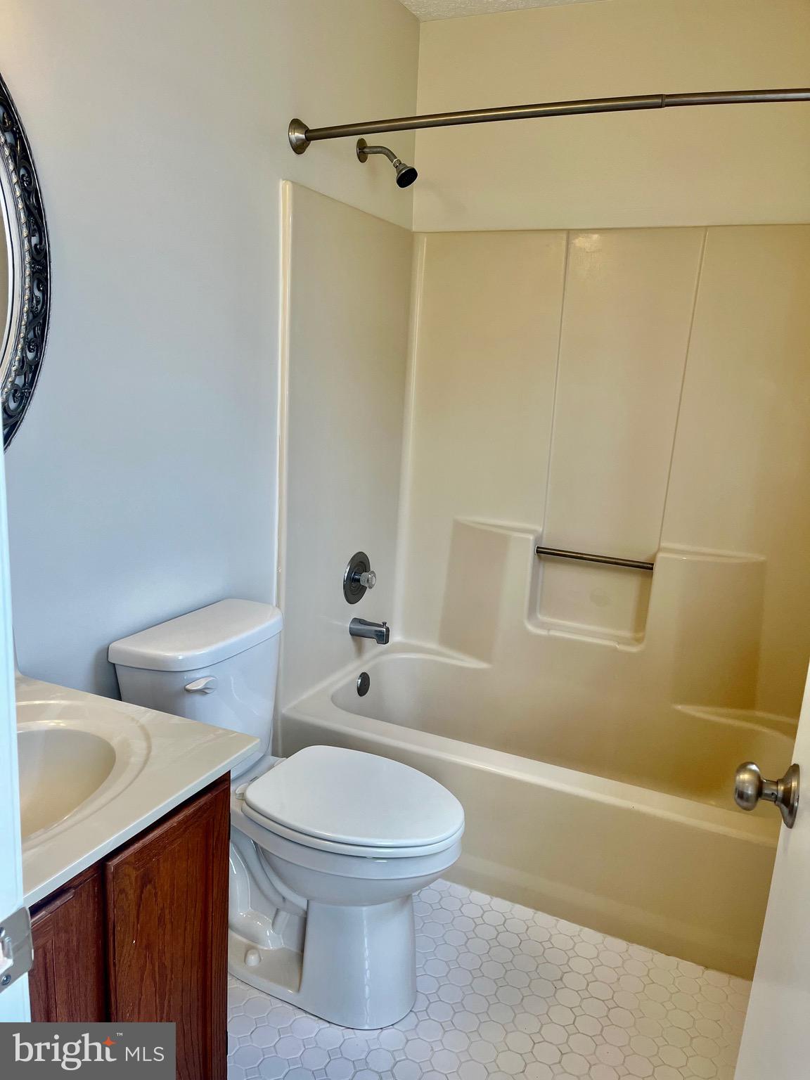 MALLARD'S LANDING - Residential Lease