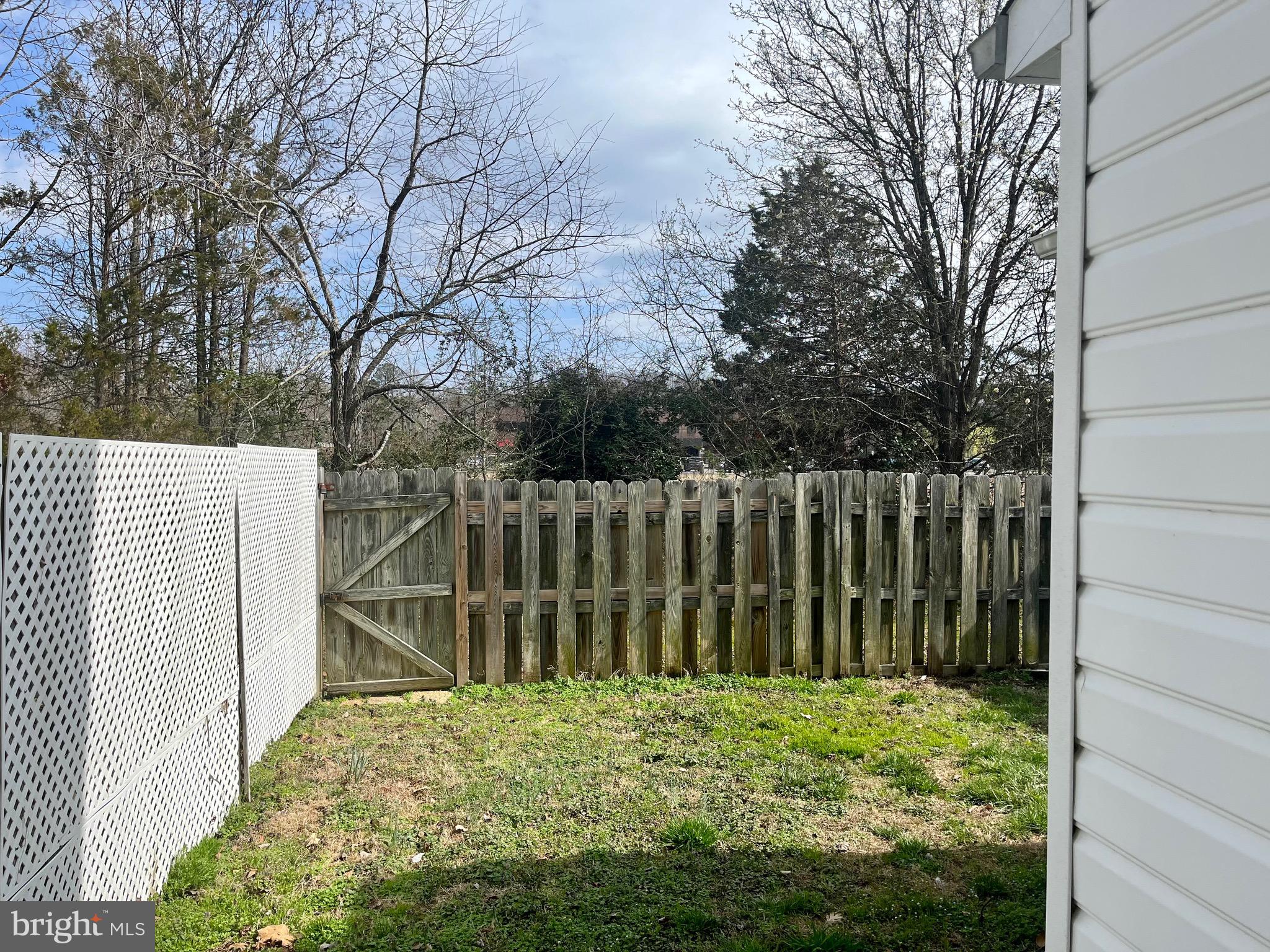 MALLARD'S LANDING - Residential Lease