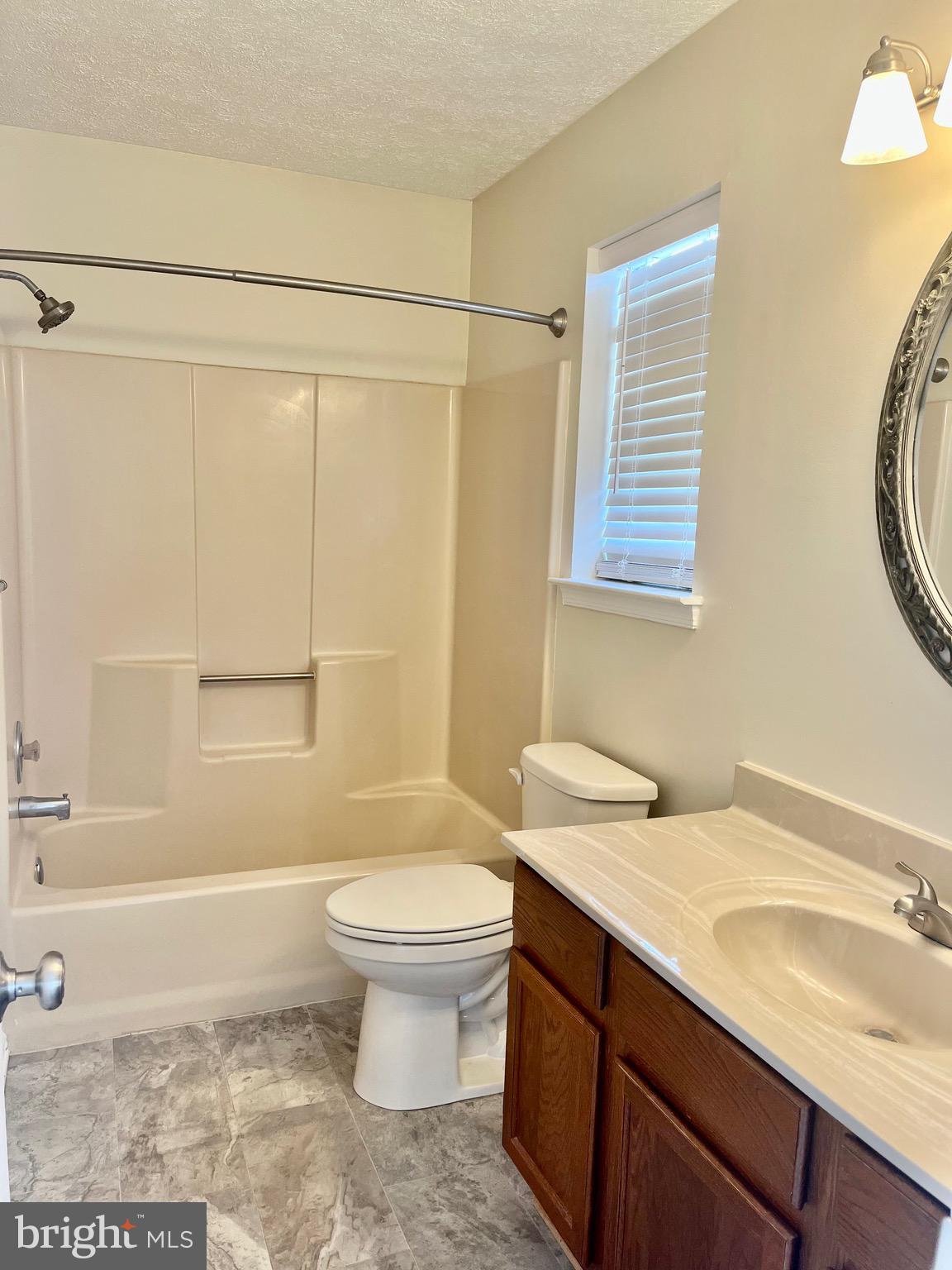 MALLARD'S LANDING - Residential Lease