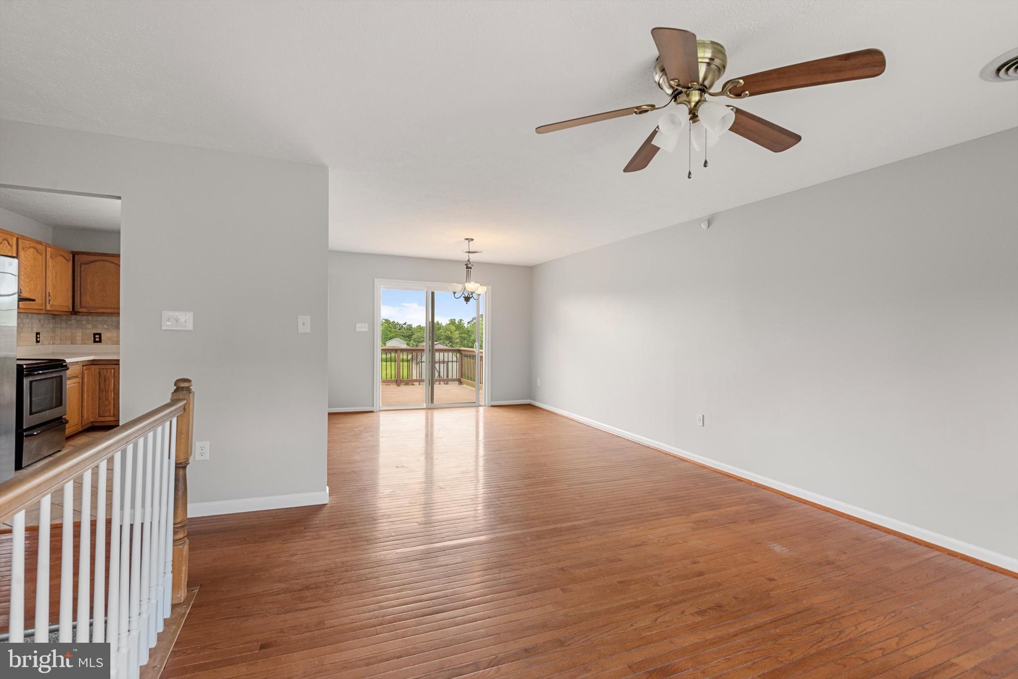 VICTORIA ESTATES - Residential