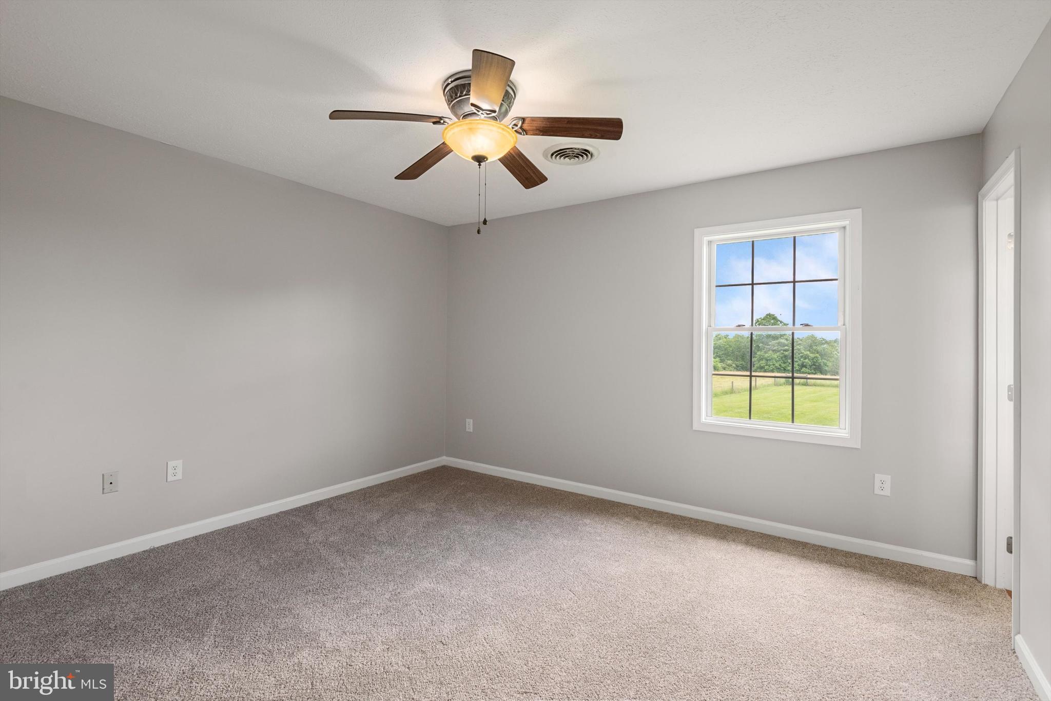 VICTORIA ESTATES - Residential