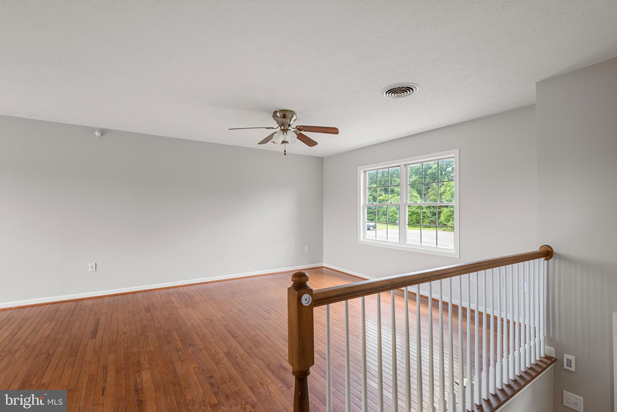 VICTORIA ESTATES - Residential