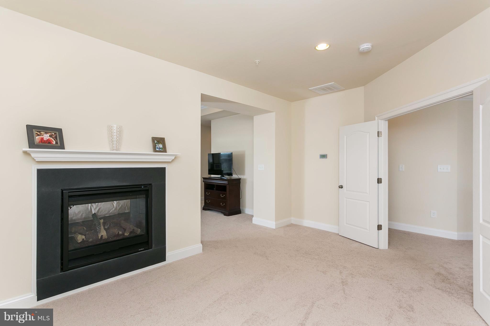 COLVARD CHOICE - Residential Lease