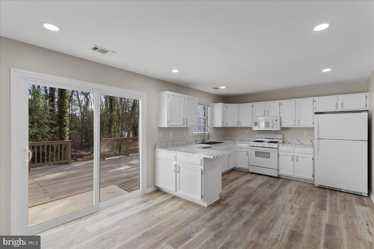 ST CHARLES SUB - DORCHESTER - Residential