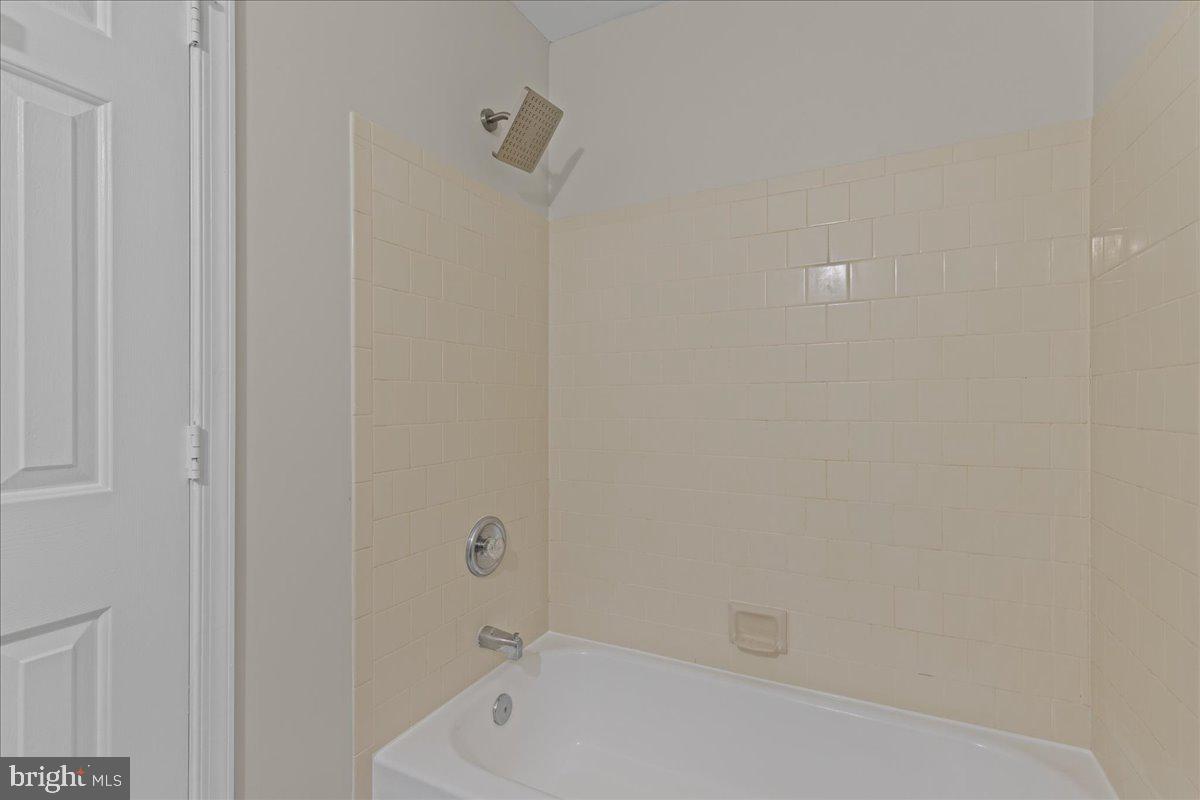 ST CHARLES SUB - DORCHESTER - Residential