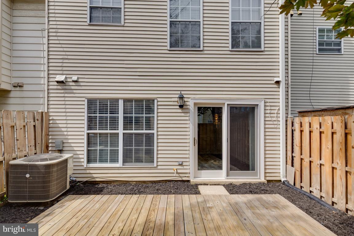 PRINCETON SQUARE PLAT FO - Residential