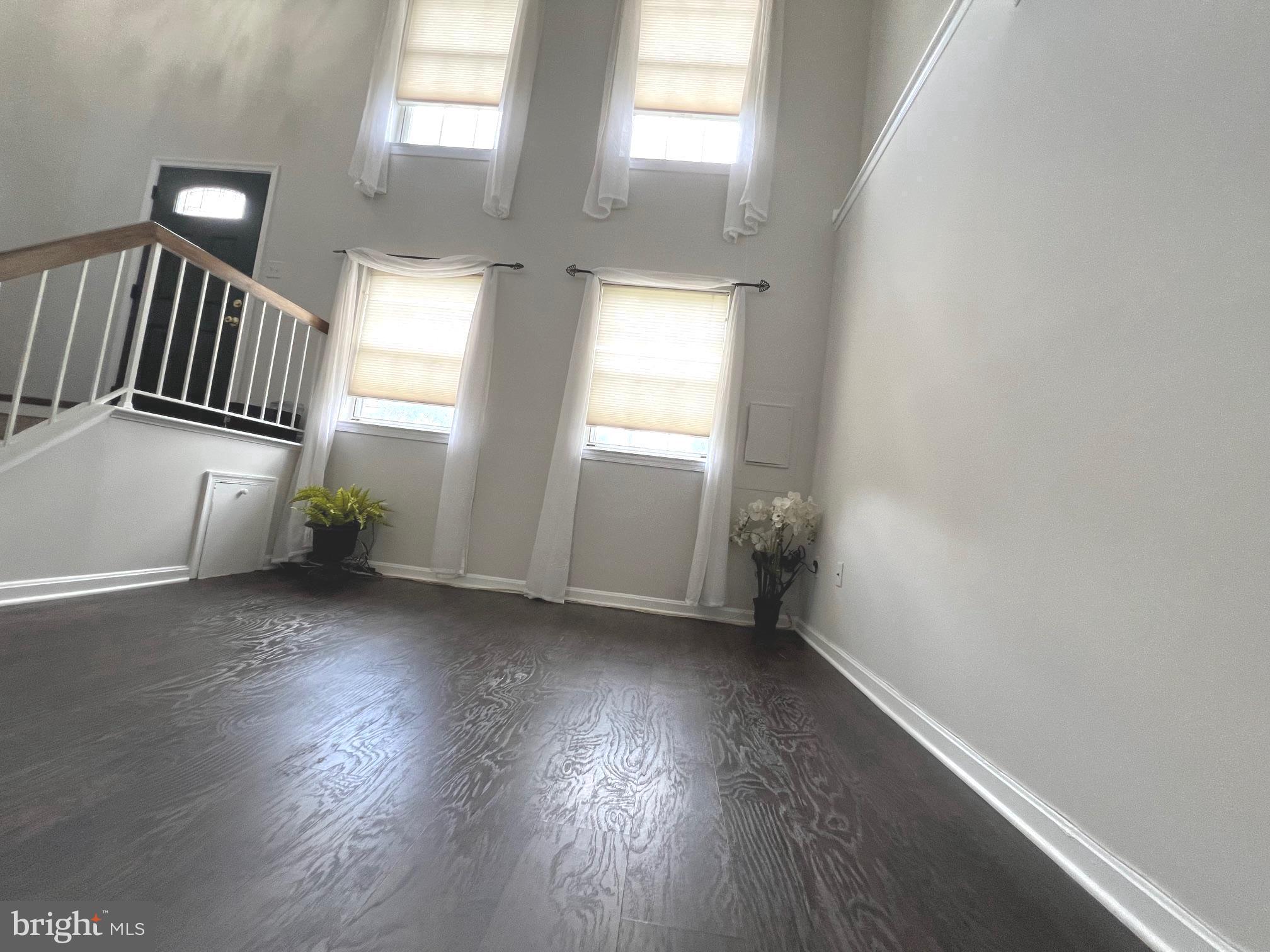 PRINCETON SQUARE PLAT FO - Residential