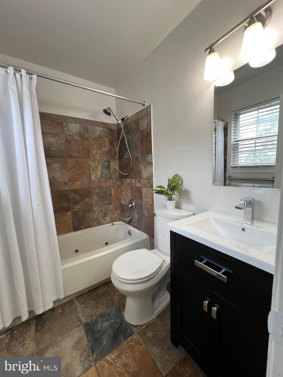 PRINCETON SQUARE PLAT FO - Residential