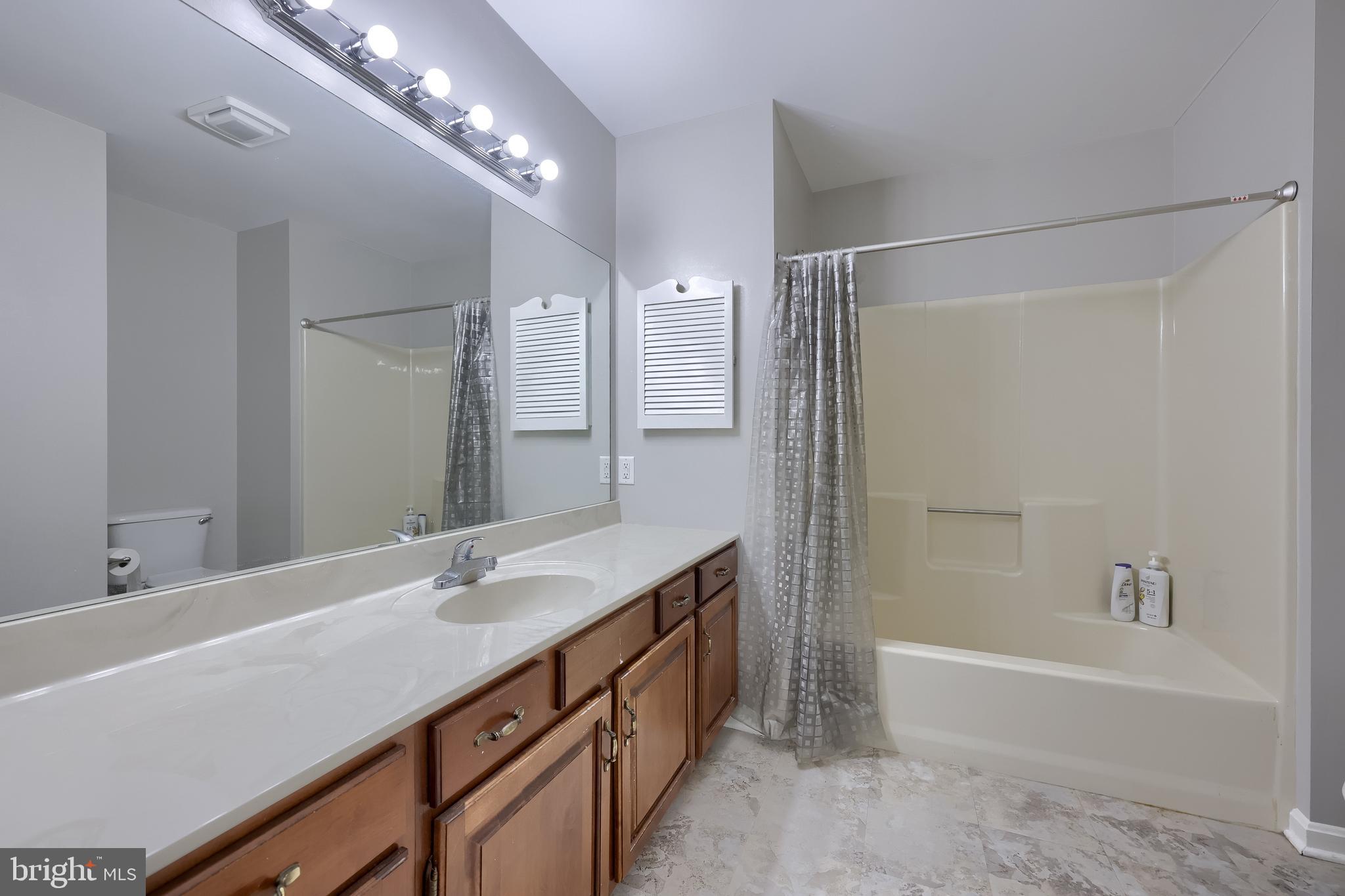 SOUTHPOINT - Residential