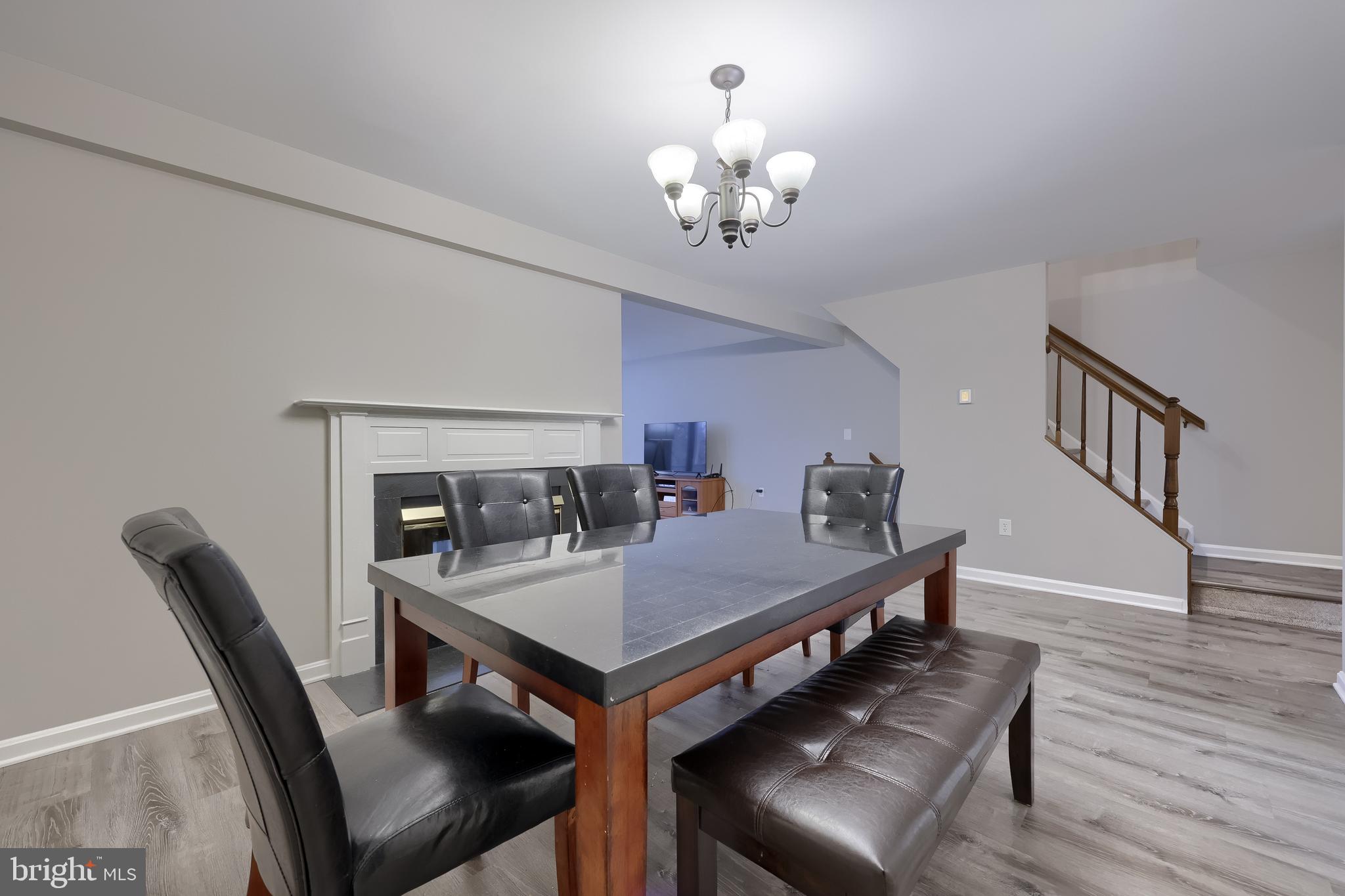 SOUTHPOINT - Residential