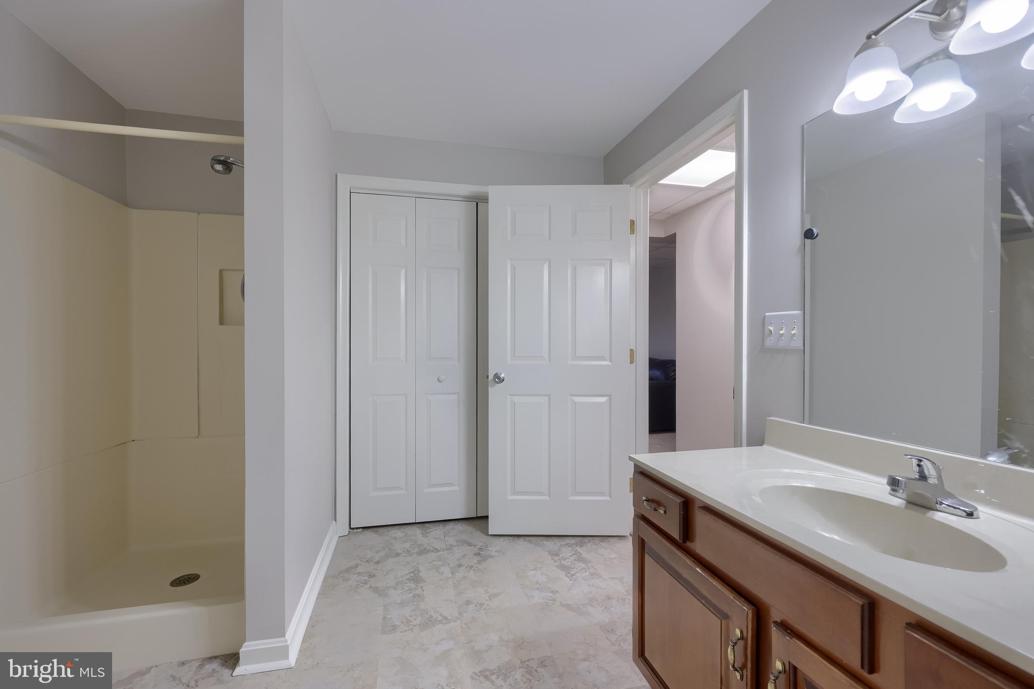 SOUTHPOINT - Residential