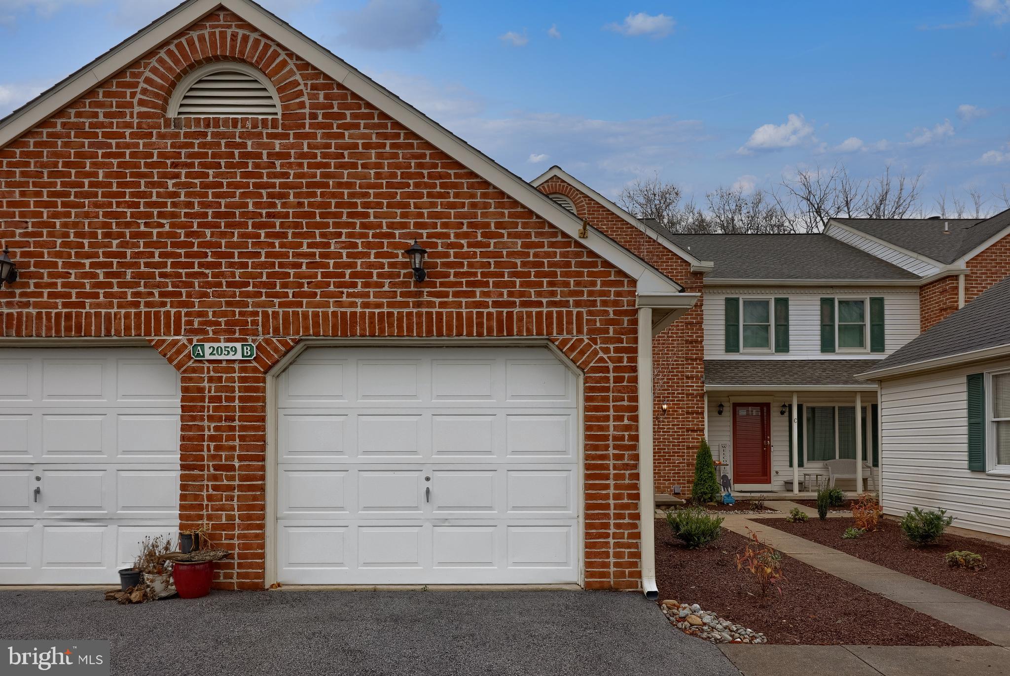 SOUTHPOINT - Residential