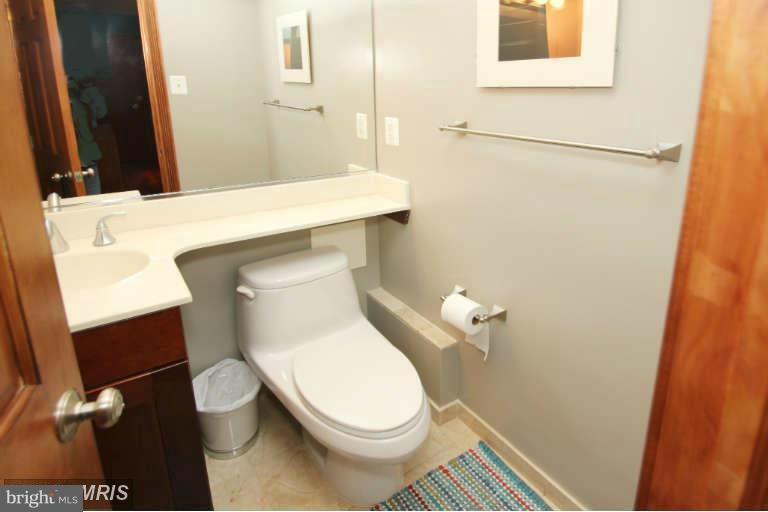 LONDON TERRACE - Residential