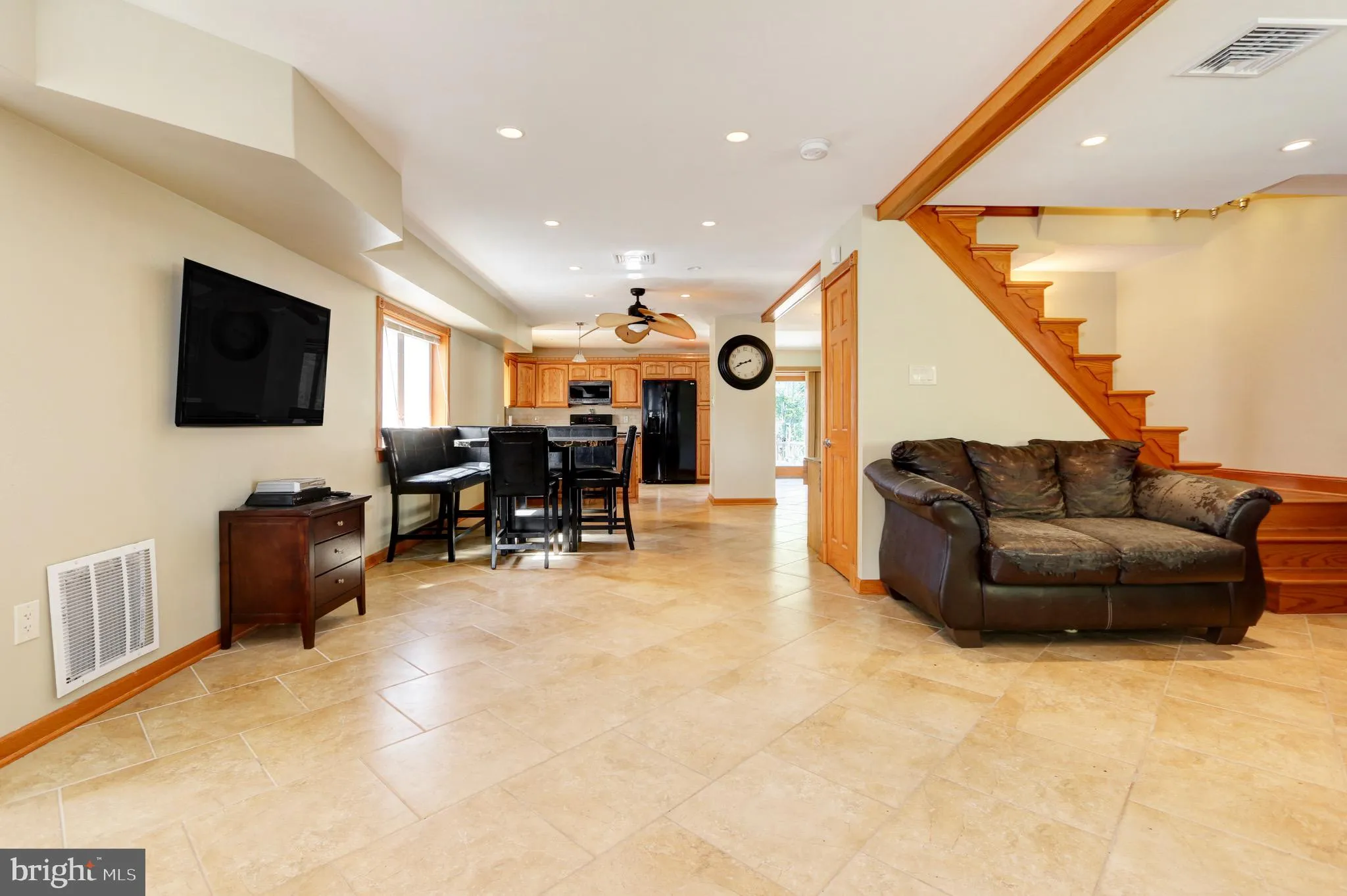 Wildwood, New Jersey 08260, United States, 3 Bedrooms Bedrooms, ,Residential,Active,202038