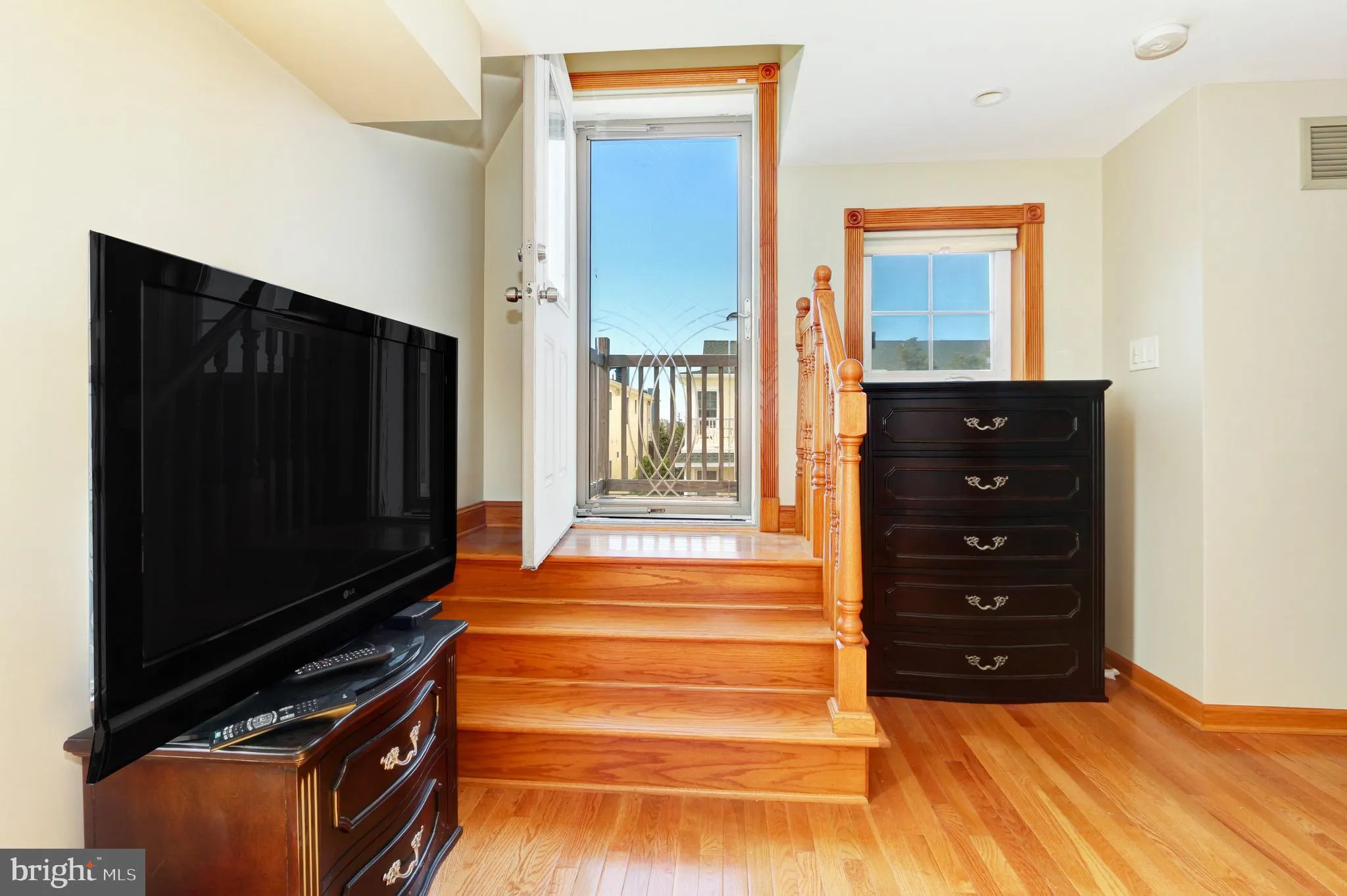 Wildwood, New Jersey 08260, United States, 3 Bedrooms Bedrooms, ,Residential,Active,202038