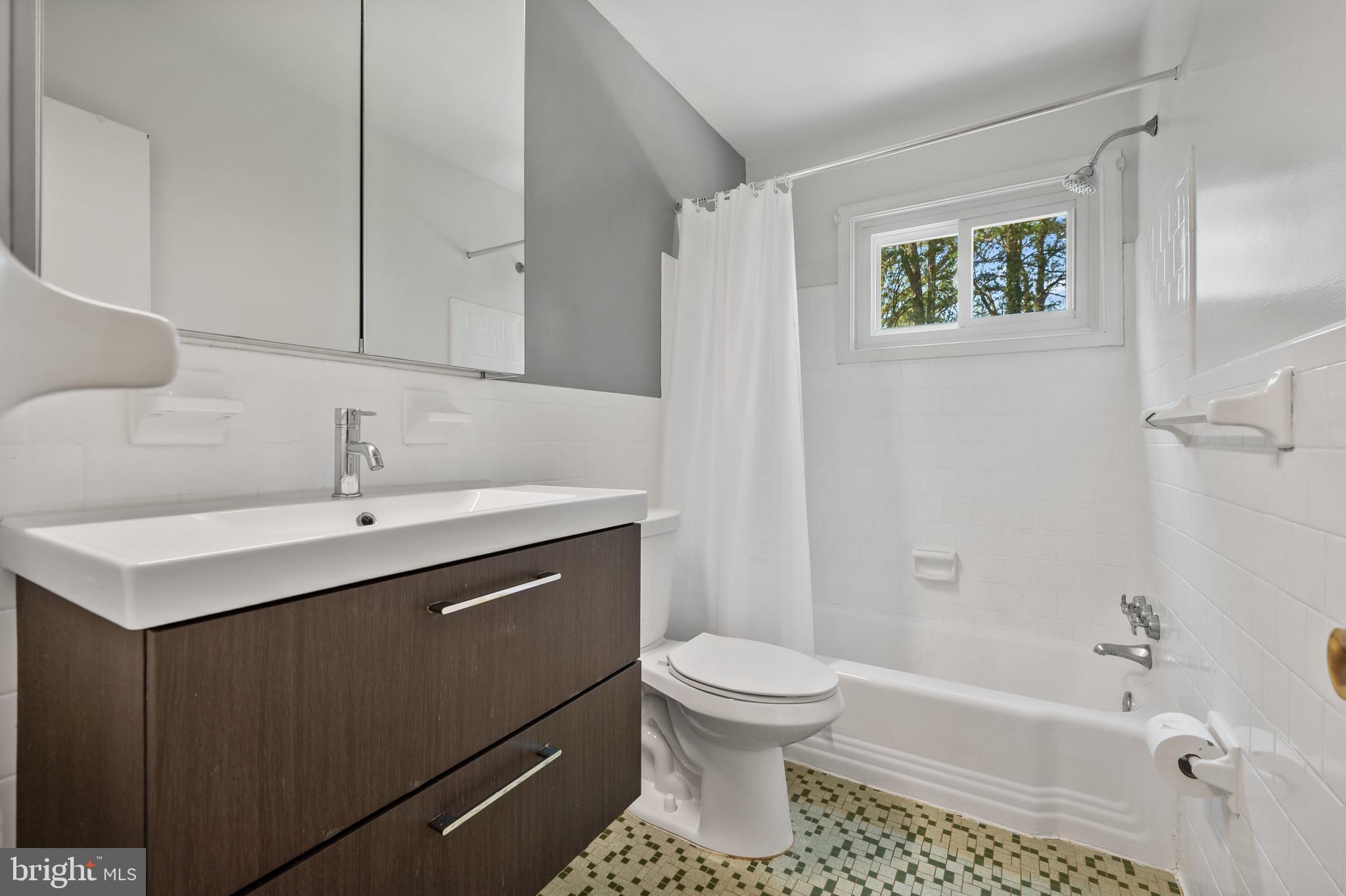 SLEEPY HOLLOW ESTATES - Residential