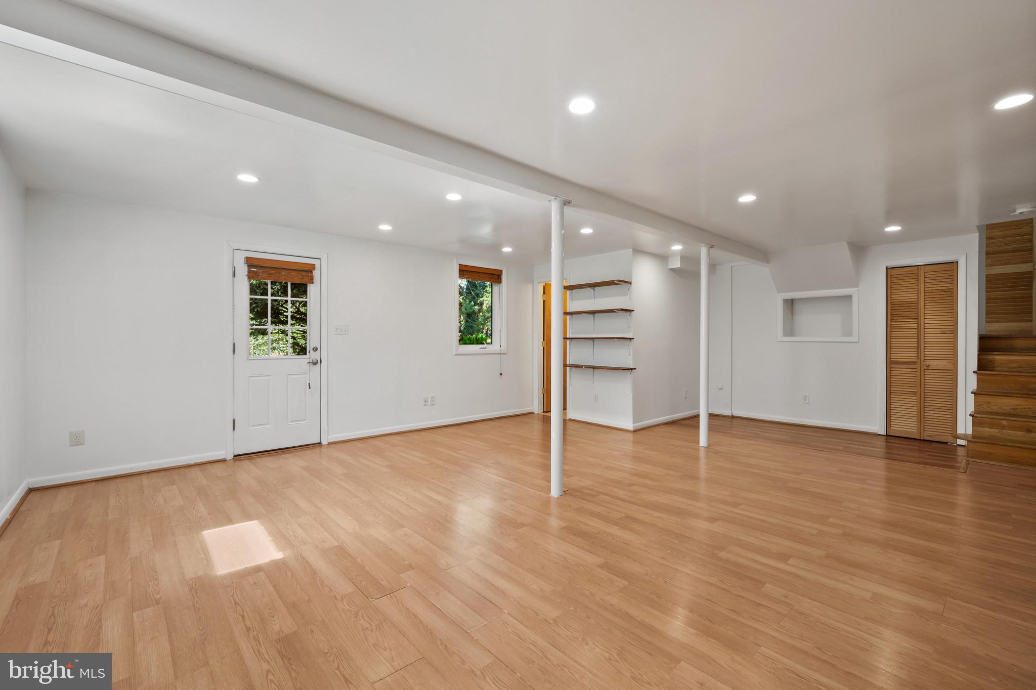 SLEEPY HOLLOW ESTATES - Residential