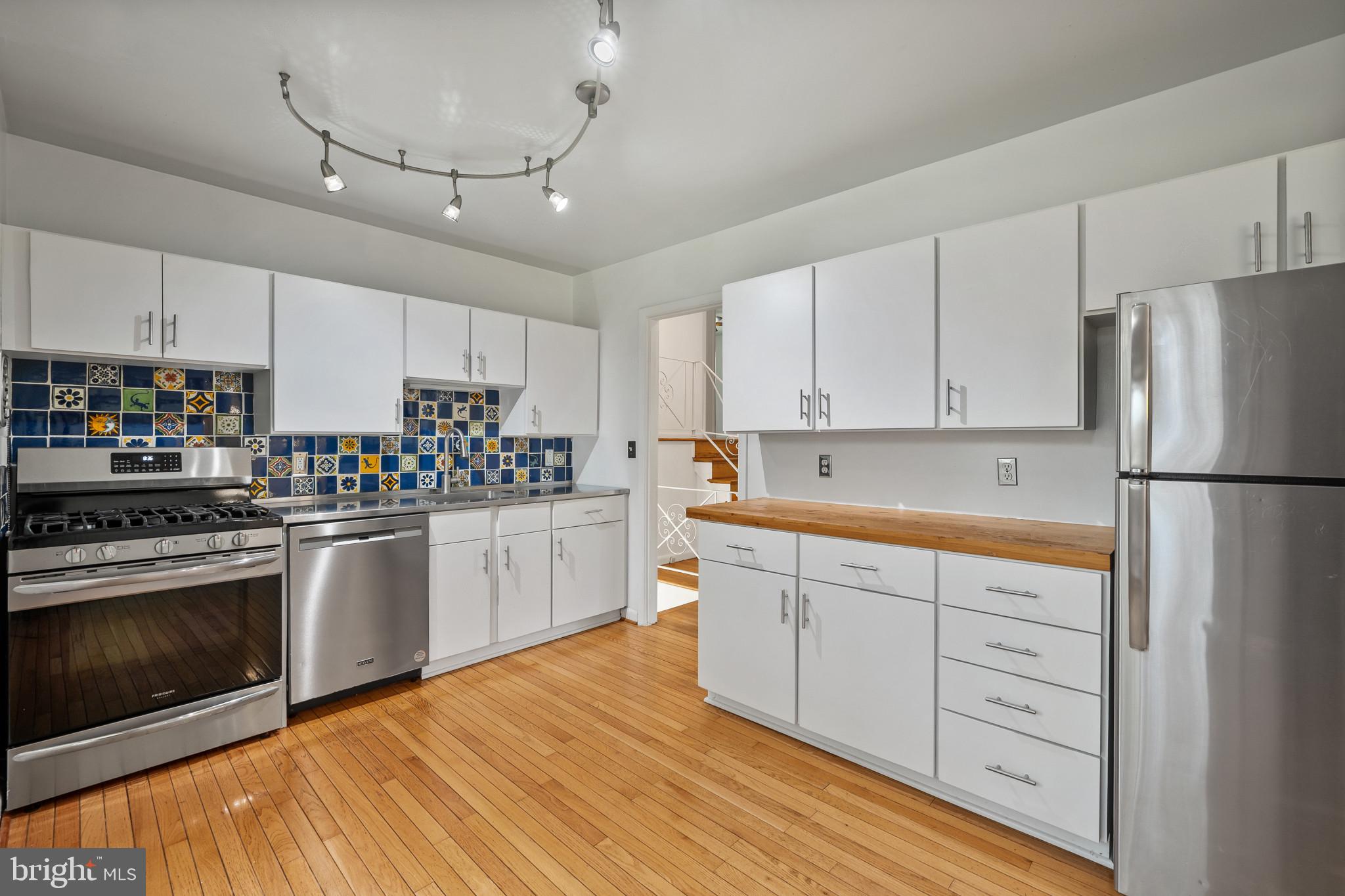 SLEEPY HOLLOW ESTATES - Residential