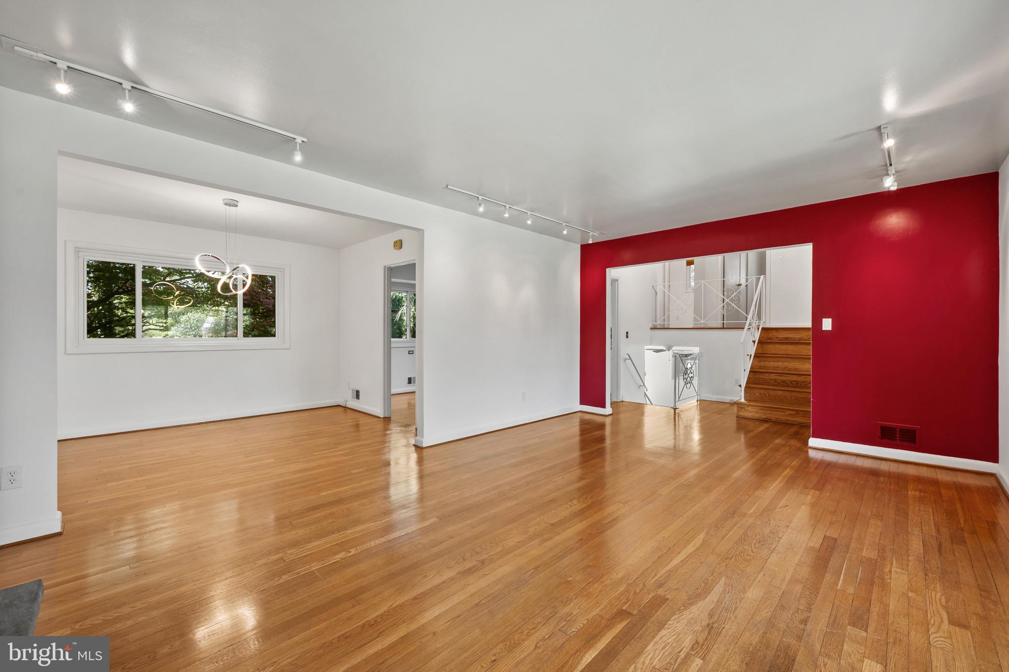 SLEEPY HOLLOW ESTATES - Residential