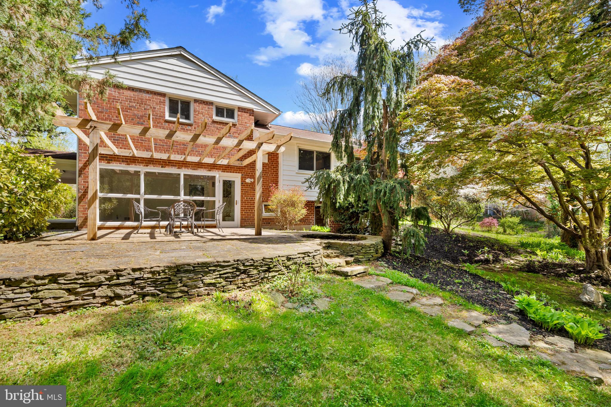 SLEEPY HOLLOW ESTATES - Residential