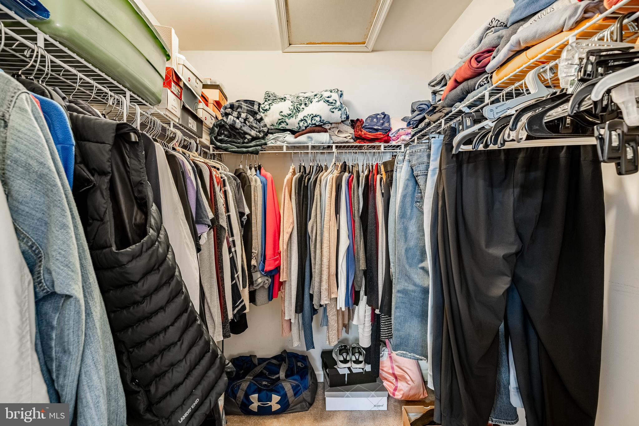 BEACON HILL - Residential