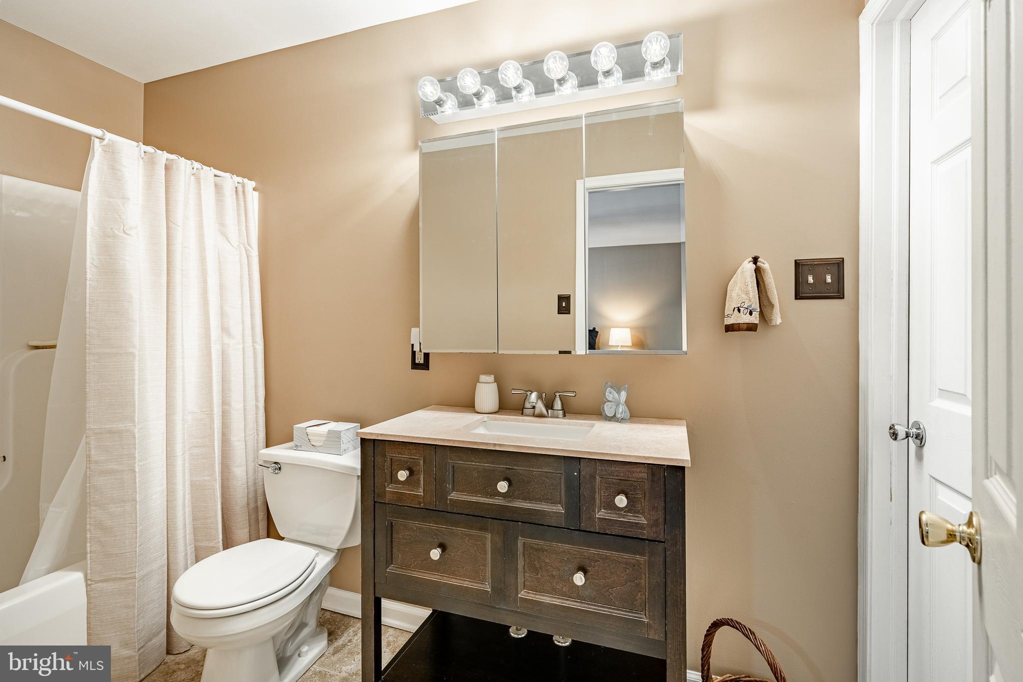 BEACON HILL - Residential