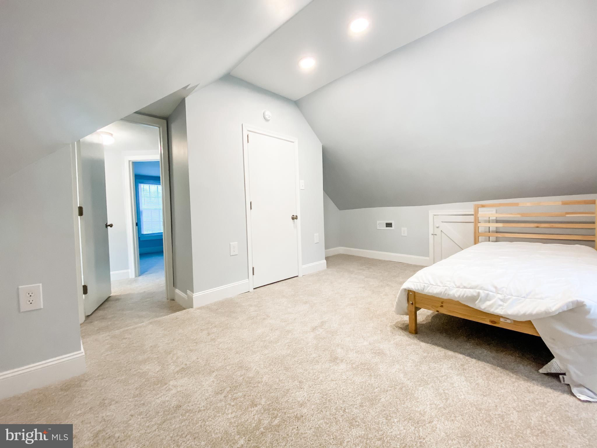 BOWMANS - Residential