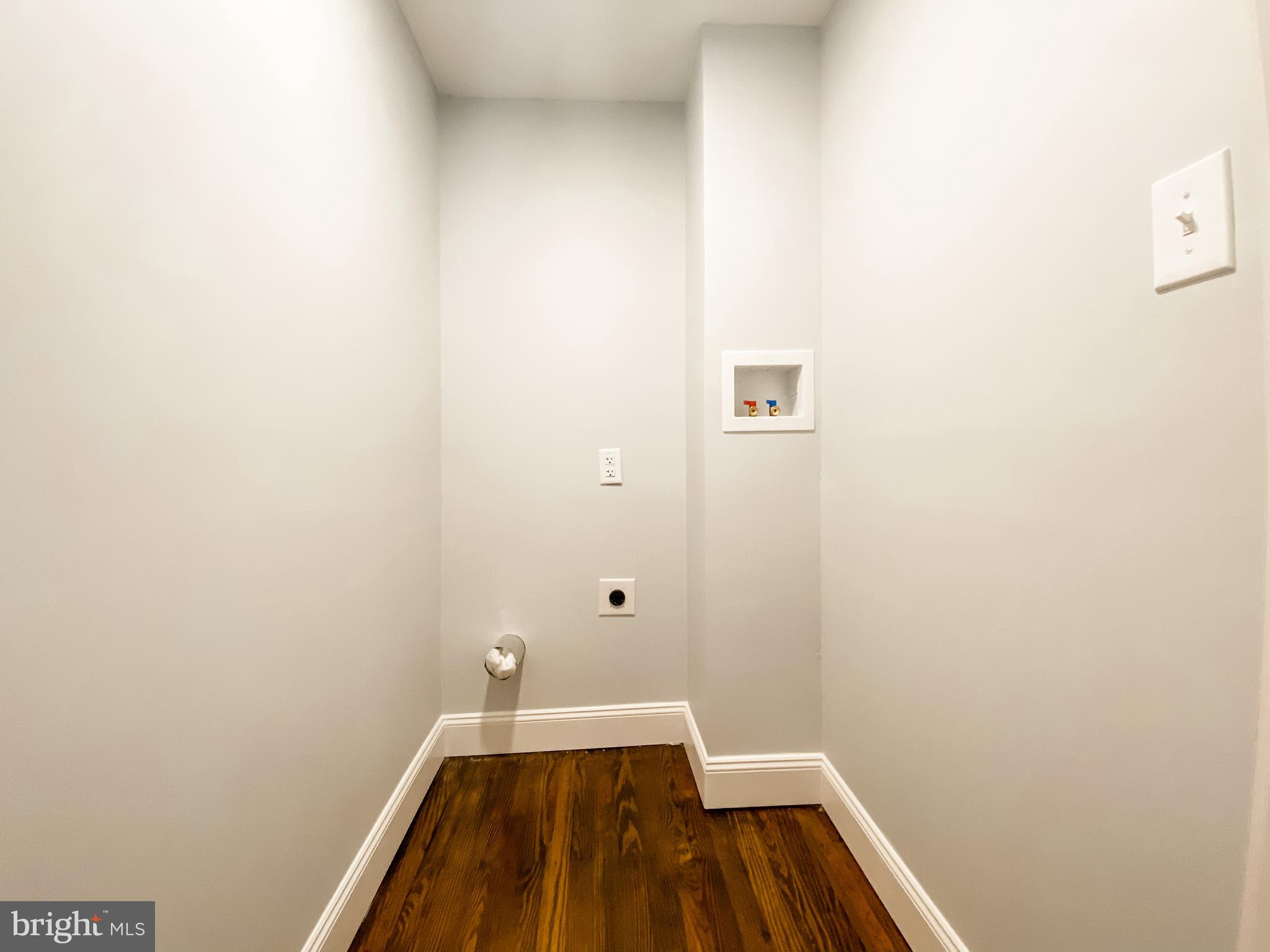 BOWMANS - Residential